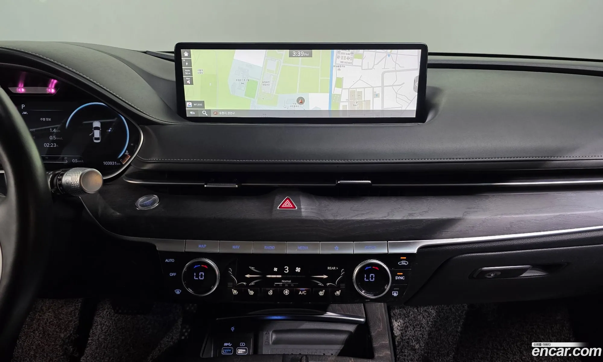 Genesis G80 2020 KMTGB41CBMU017923 — 17