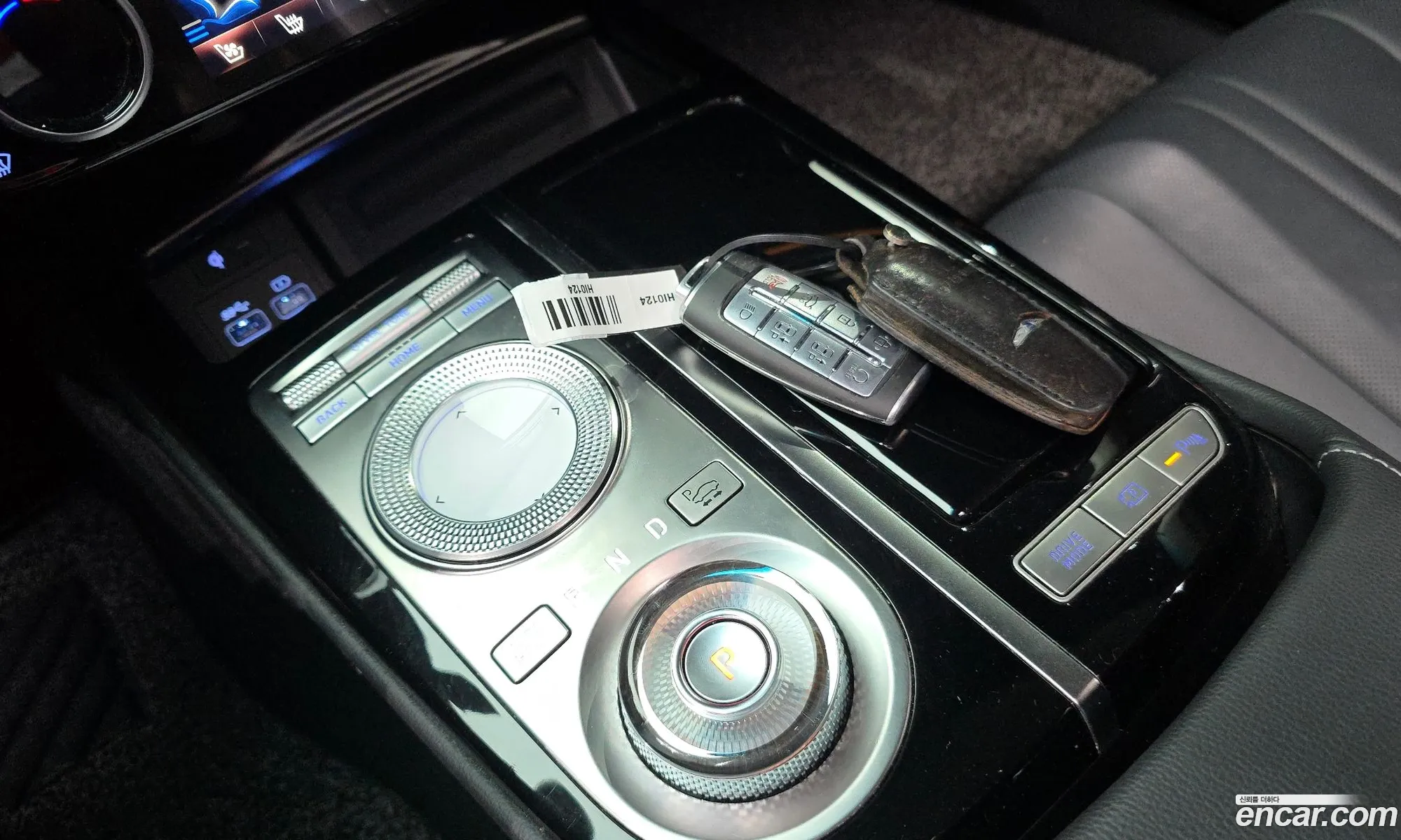 Genesis G80 2020 KMTGB41CBMU011653 — 10