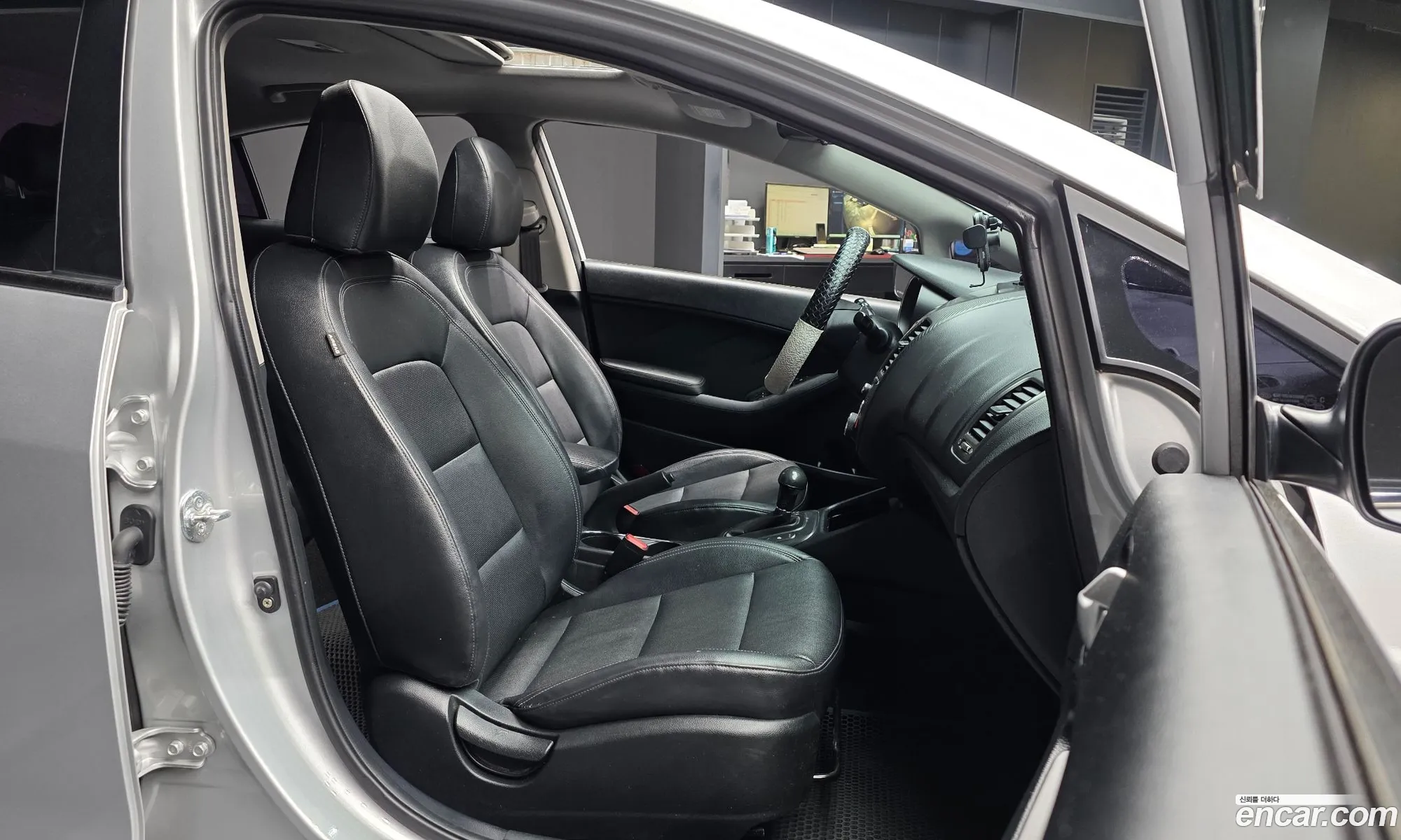 Kia K3 2014 KNAFK412BFA273048 — 27