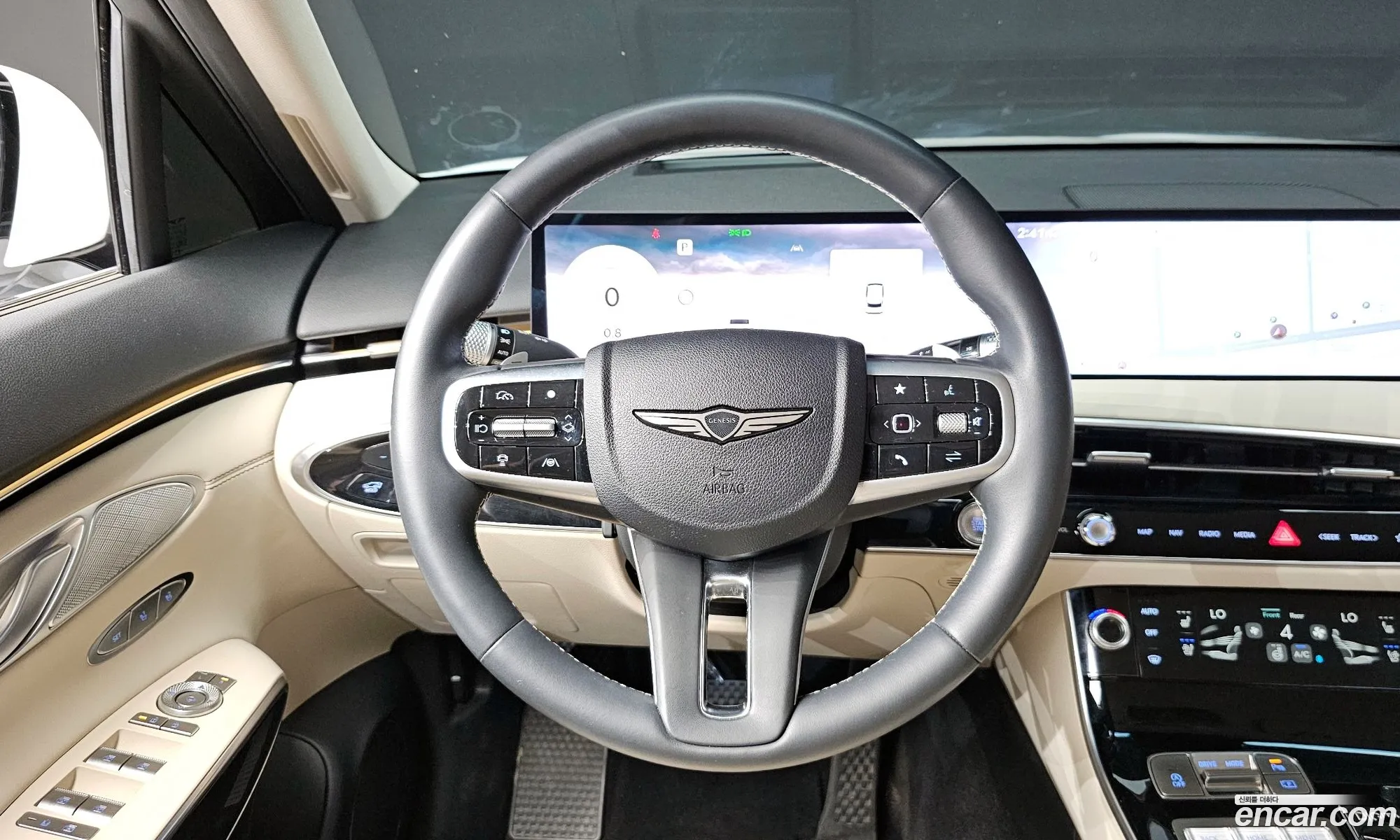 Genesis GV70 2024 KMTMA81BBSU182963 — 12