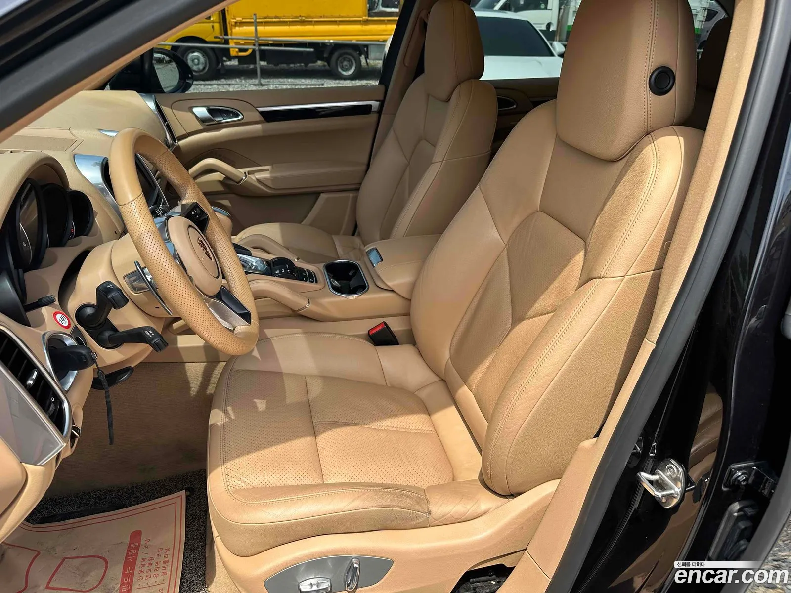 Porsche Cayenne 2015 — 14