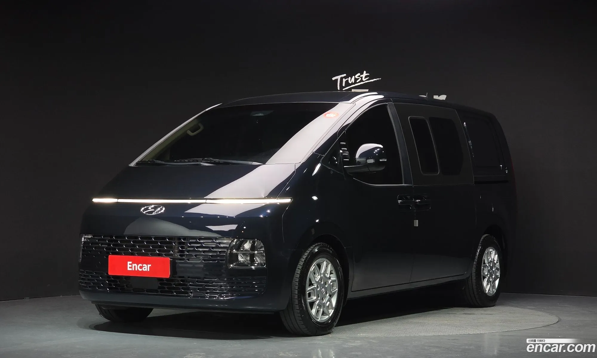 Hyundai Staria 2022 — 2