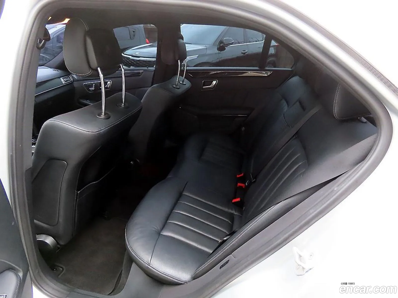 Mercedes-Benz E-Class W212 2014 — 8