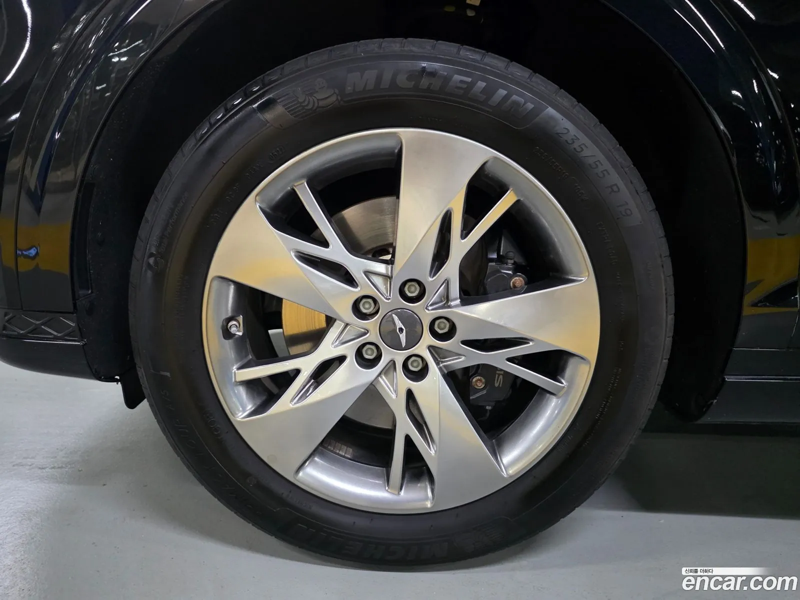 Genesis GV70 2022 — 13