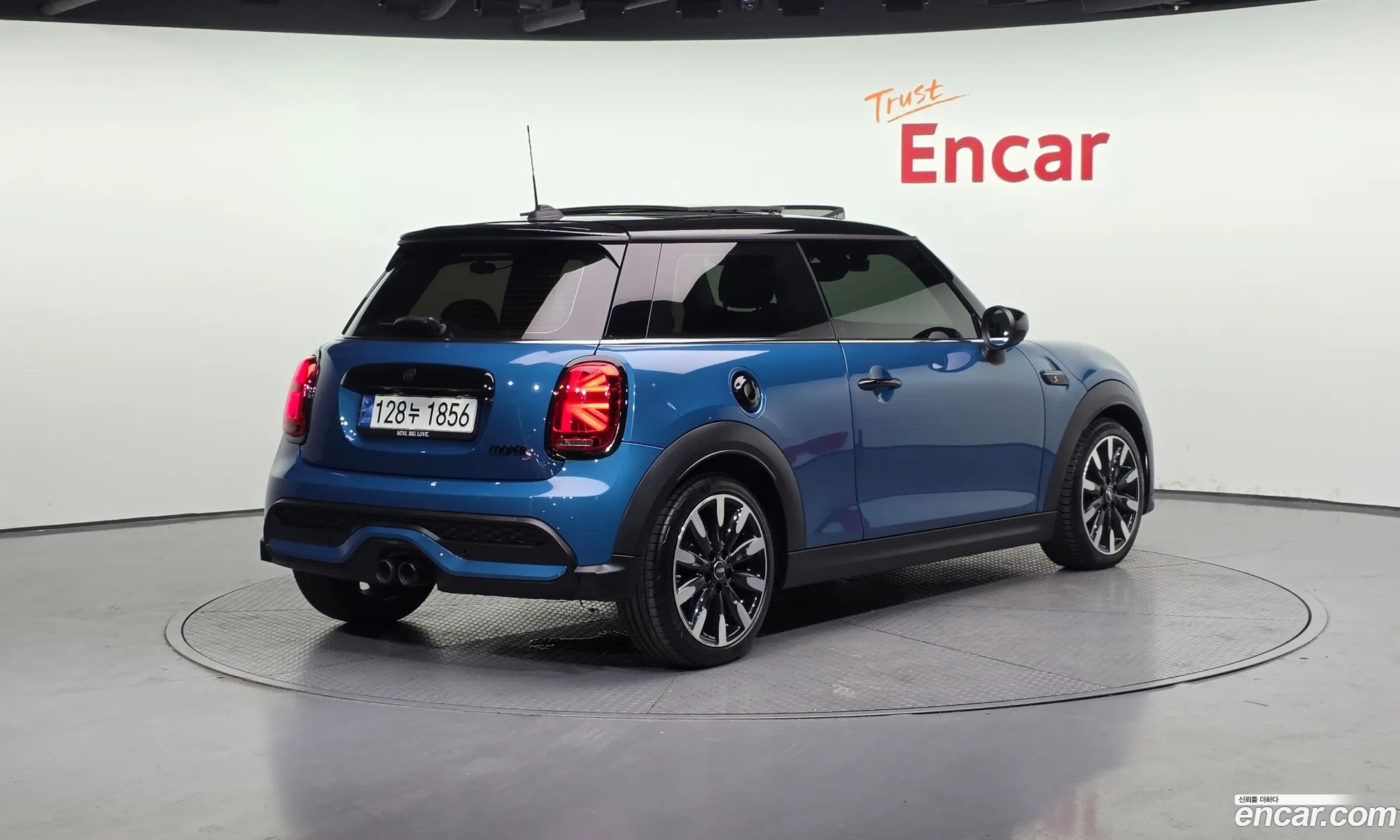 Mini Cooper S 2021 WMW61DH04N2P84002 — 2
