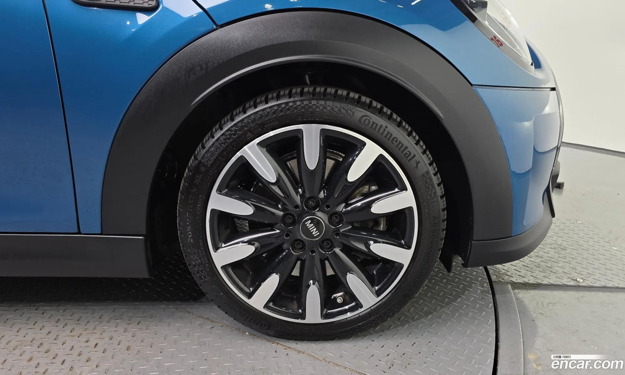 Mini Cooper S 2021 WMW61DH04N2P84002 — 29