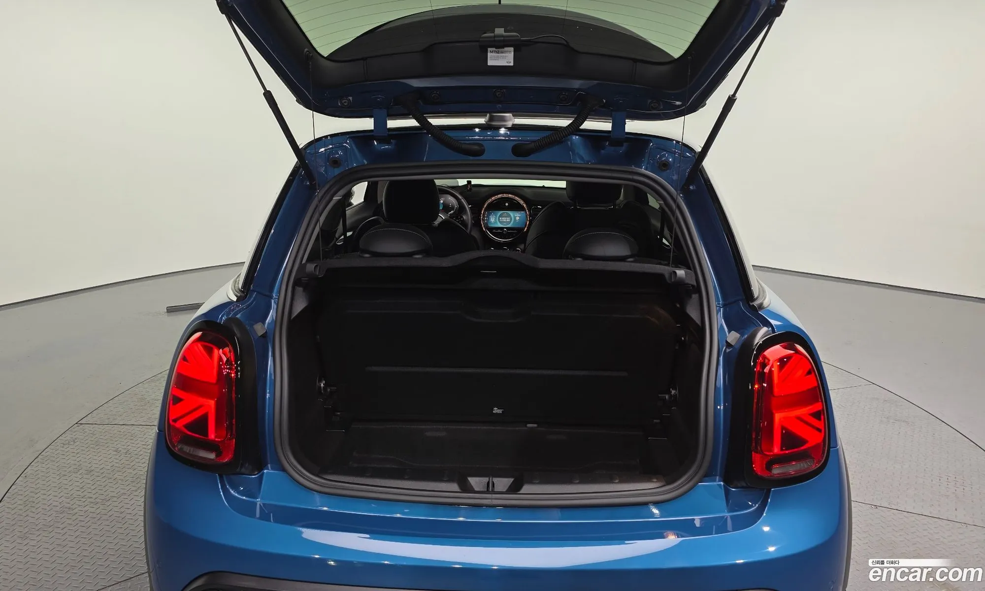 Mini Cooper S 2021 WMW61DH04N2P84002 — 5