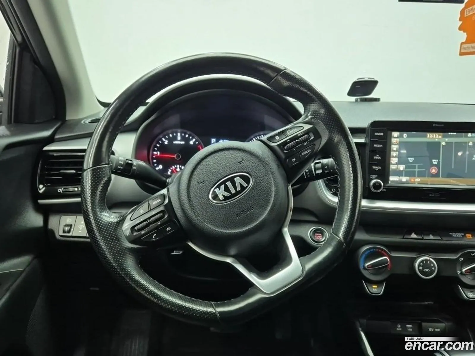 Kia Stonic 2017 — 11
