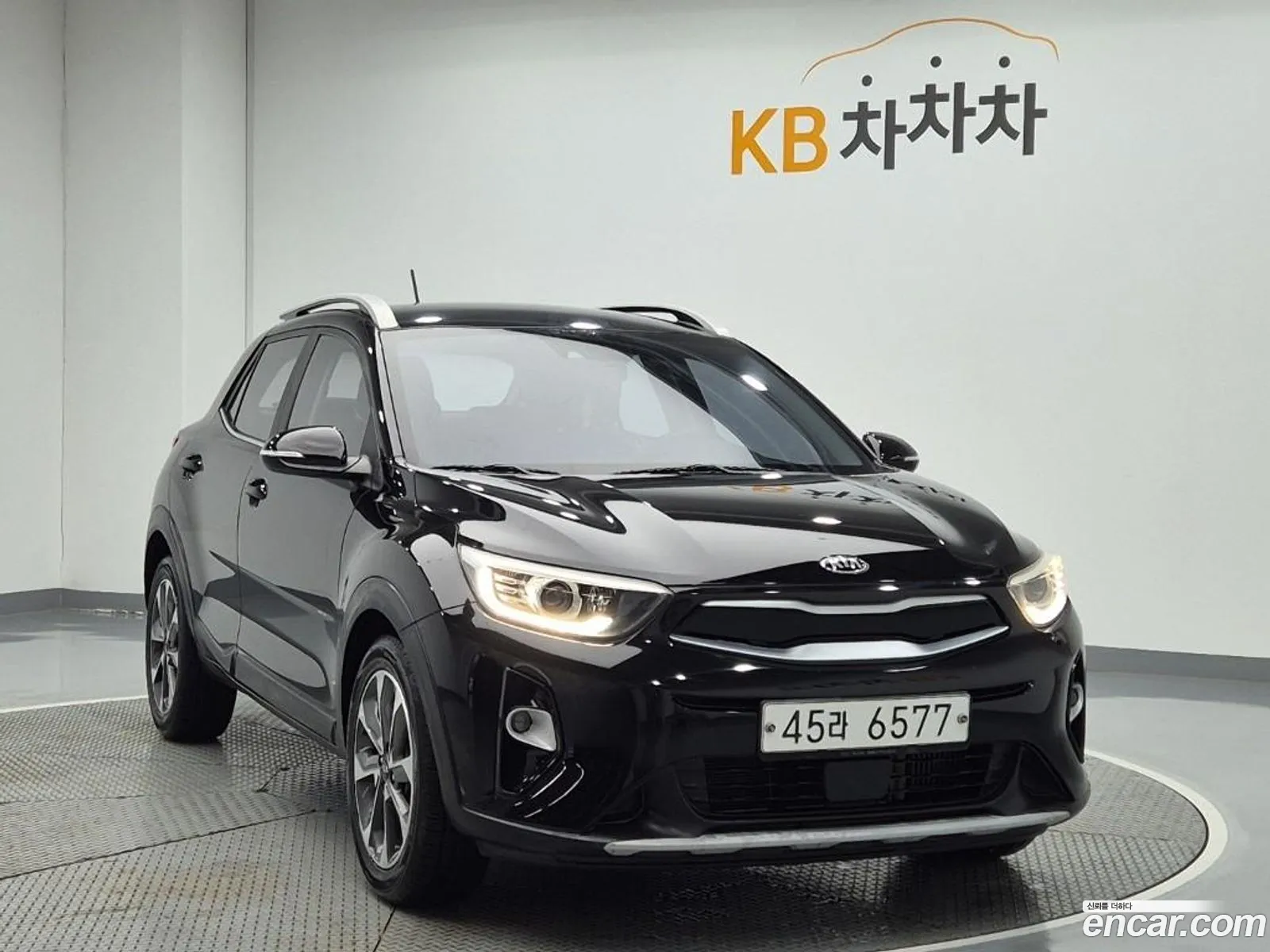Kia Stonic 2017 — 4