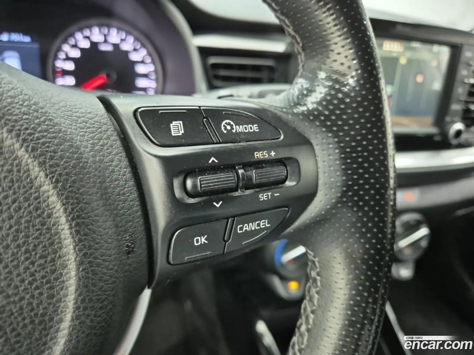 Kia Stonic 2017 — 5