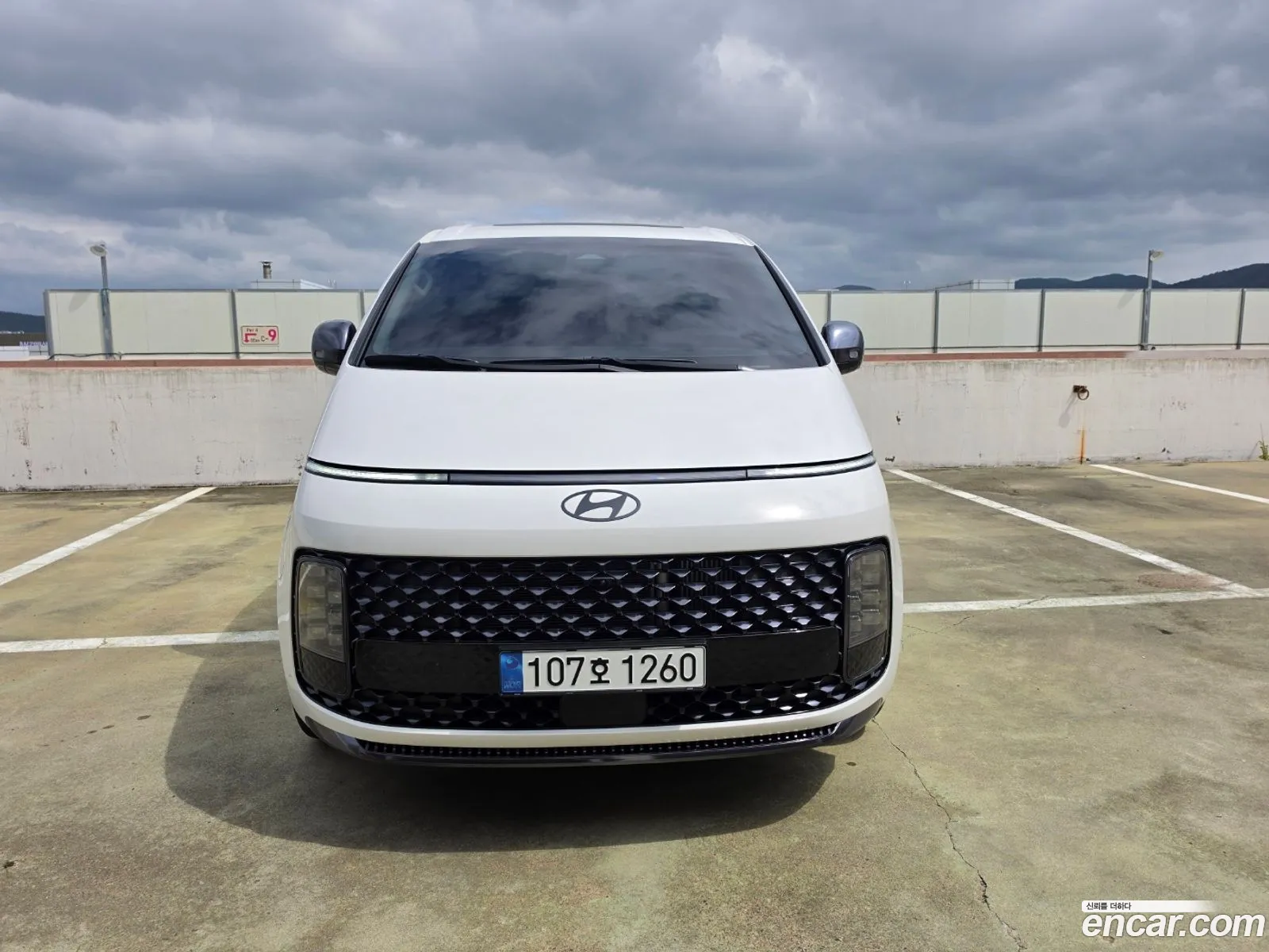 Hyundai Staria 2025 — 19