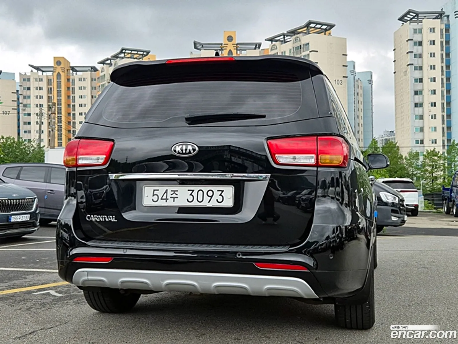 Kia Carnival 2015 — 11