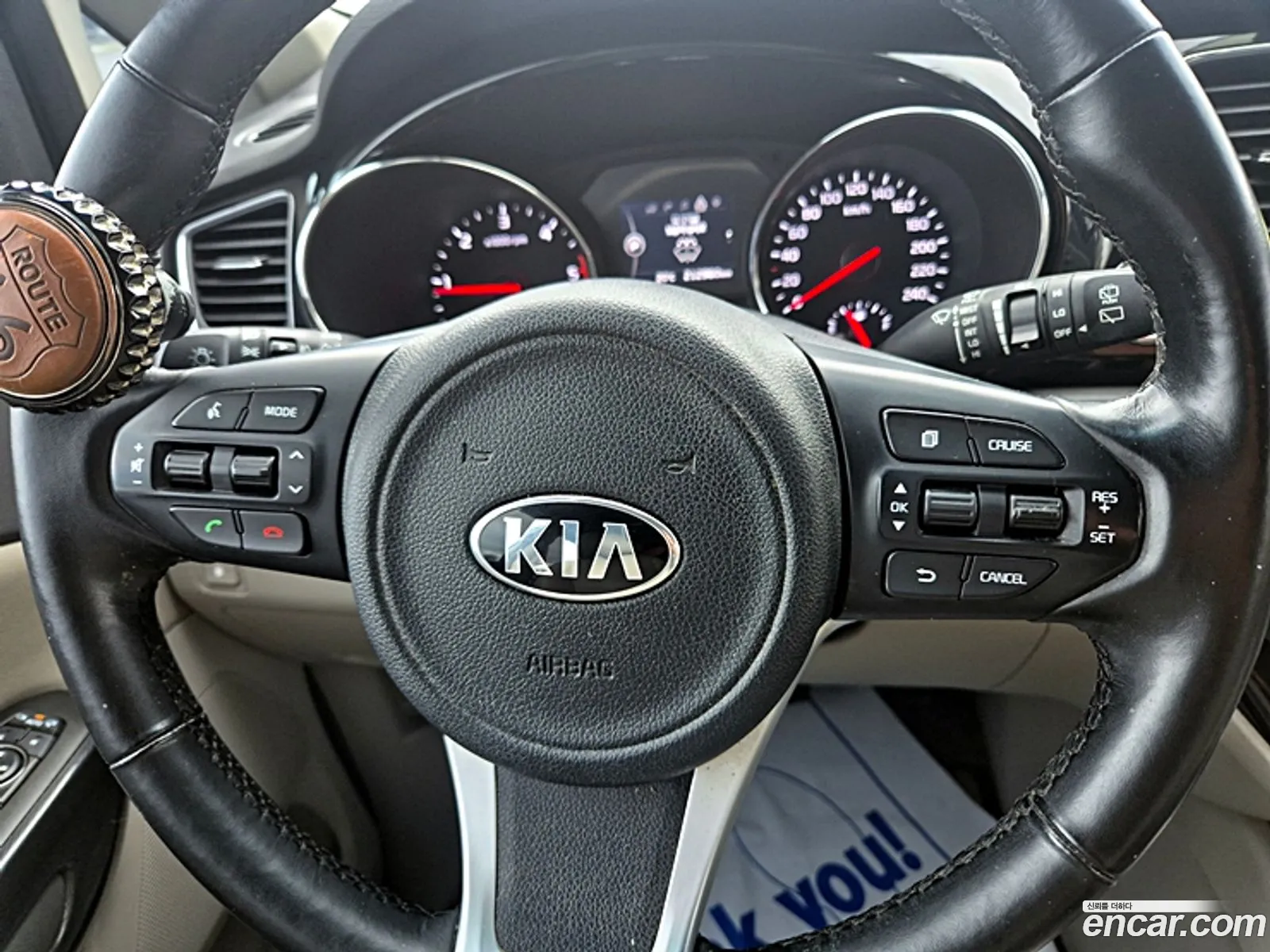 Kia Carnival 2015 — 18
