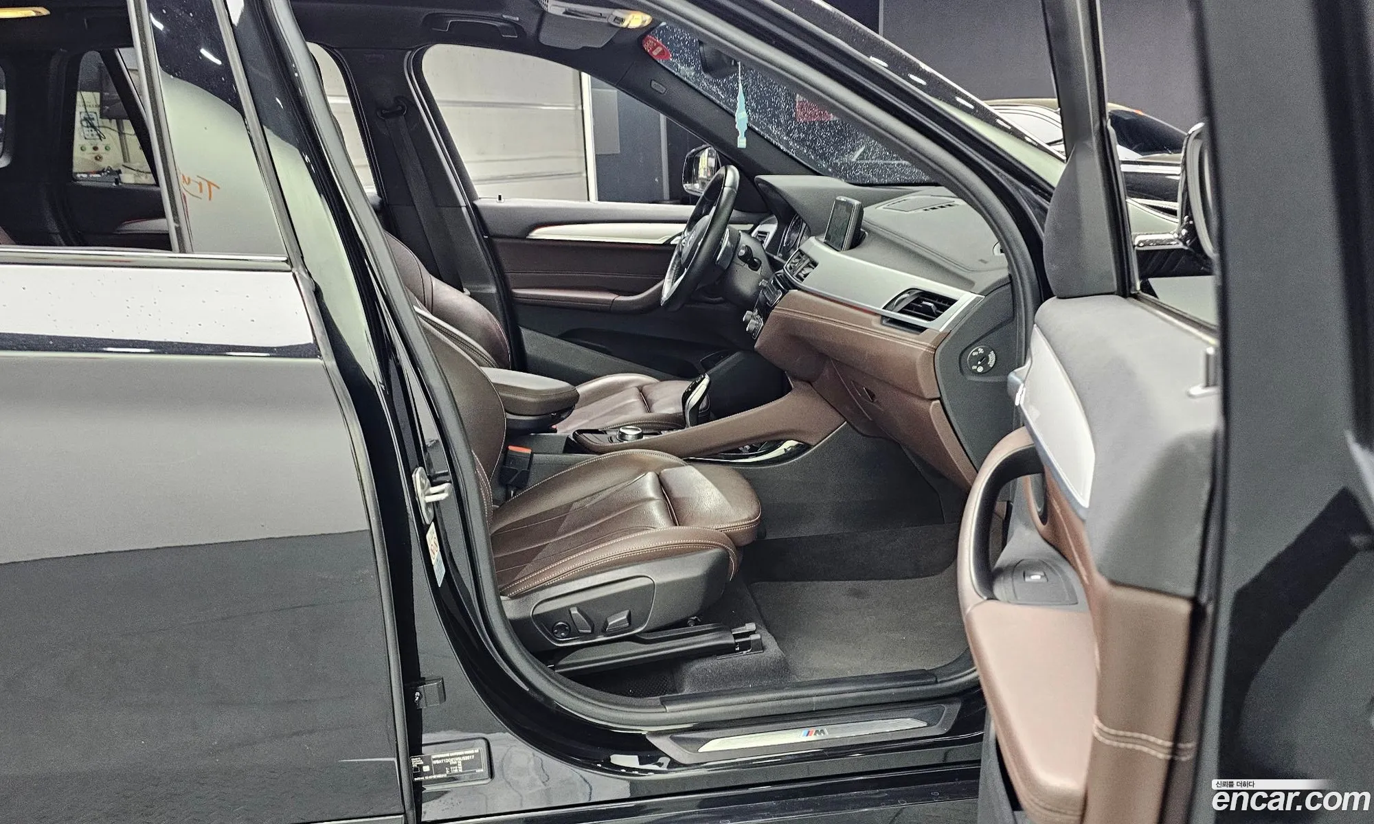 BMW X1 2022 WBA11DG01N5U53517 — 5