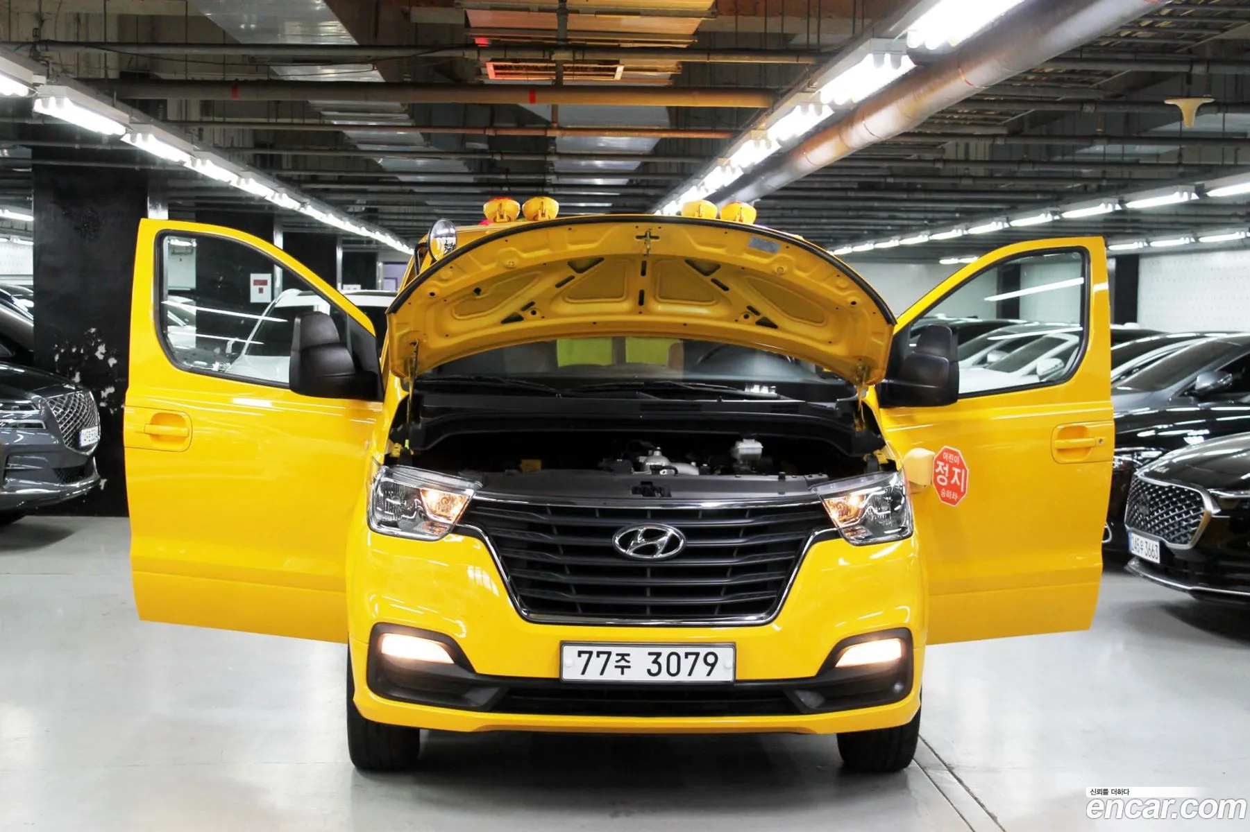 Hyundai Grand Starex 2019 — 17