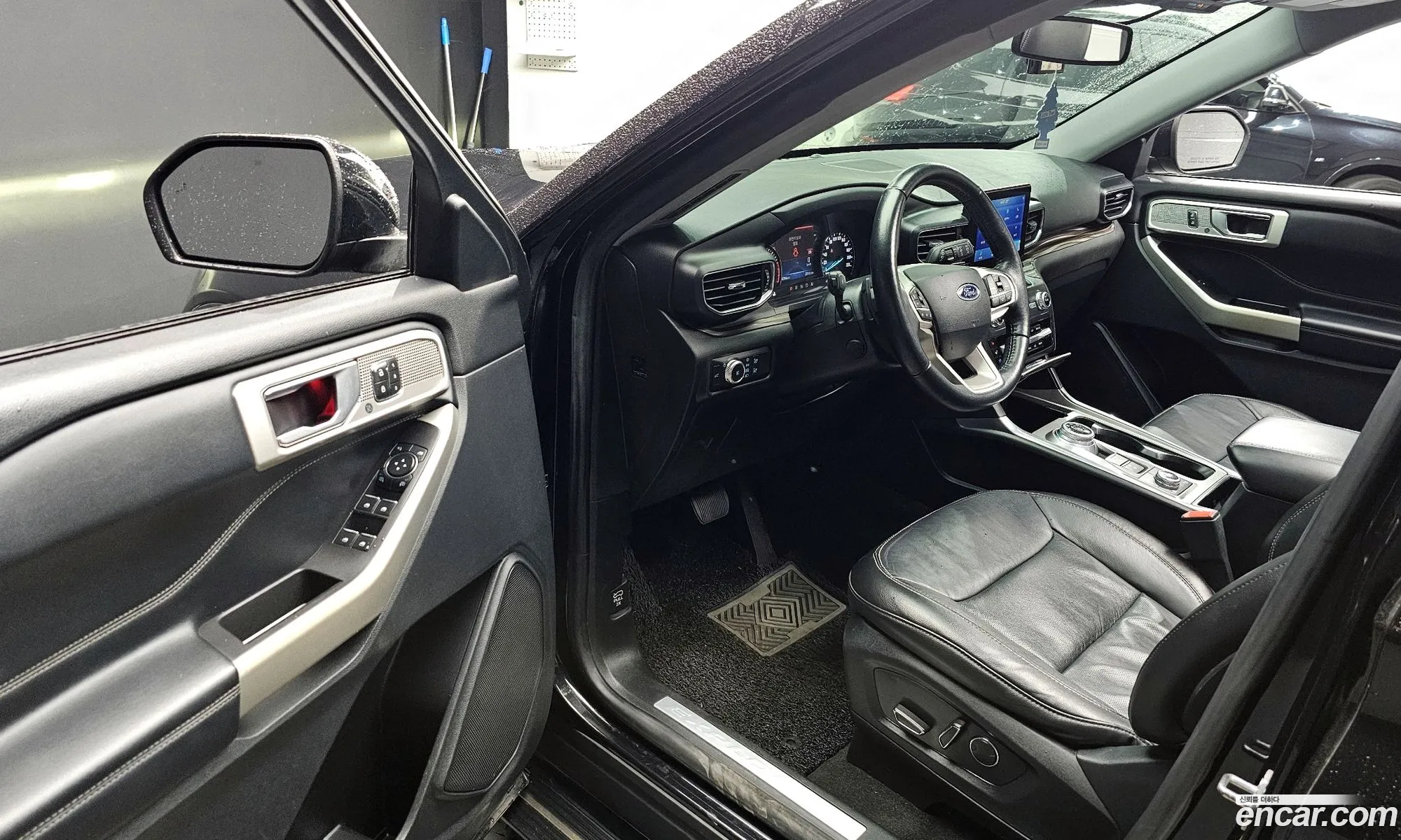Ford Explorer 6th Gen 2020 1FMSK8FH5LGC54616 — 6