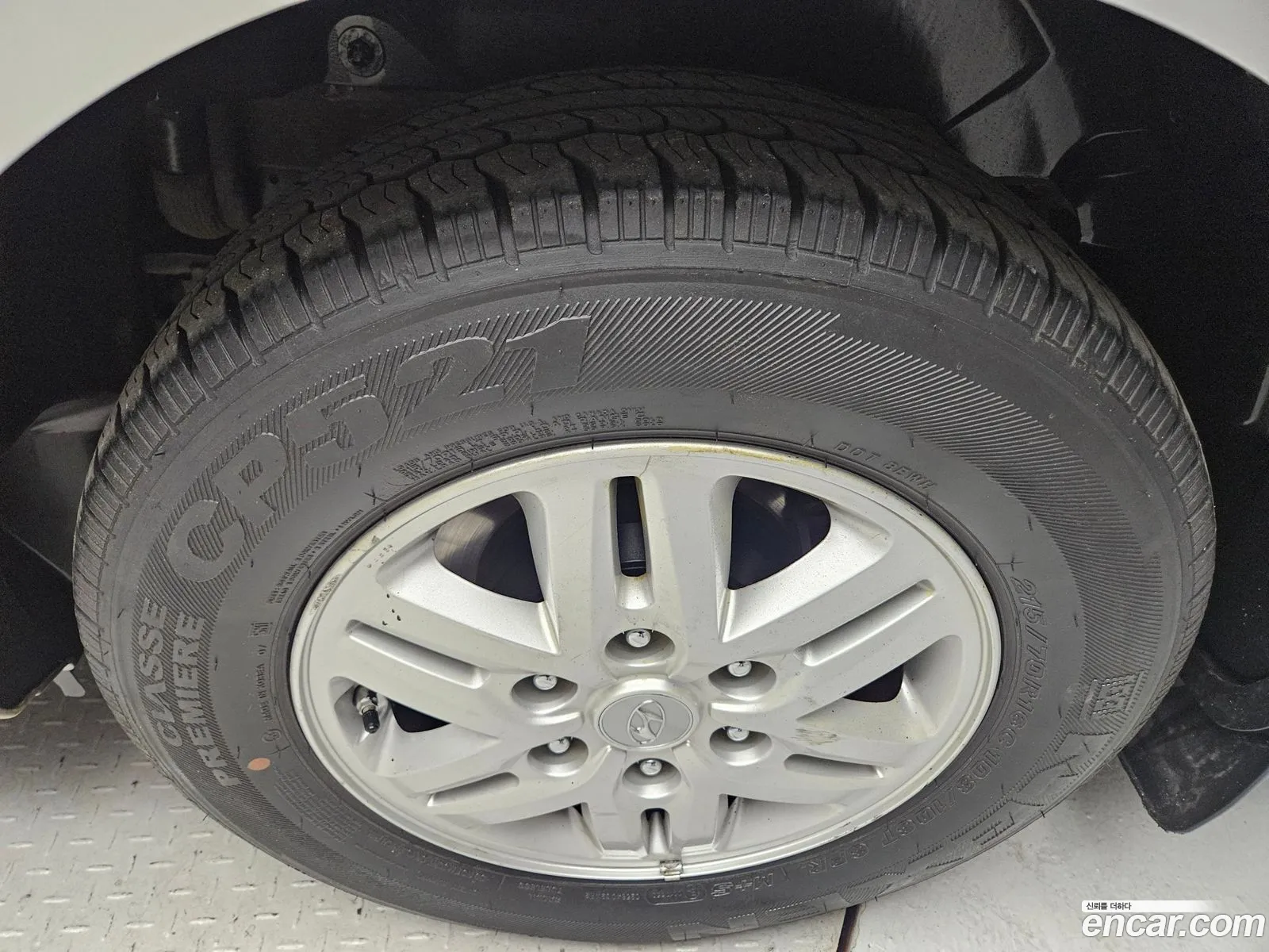 Hyundai Grand Starex 2016 — 17