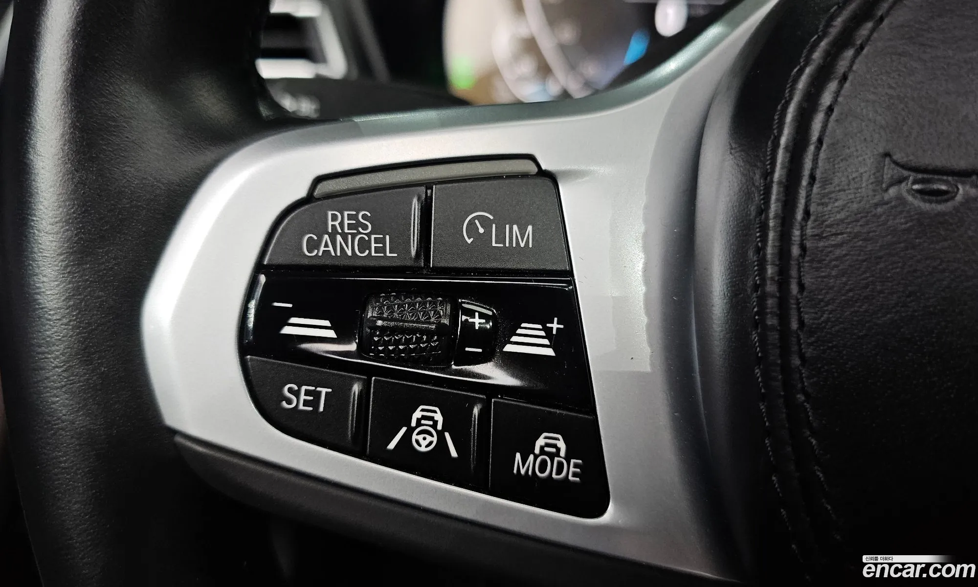 BMW iX3 2023 WBY41DU03PSB51107 — 12