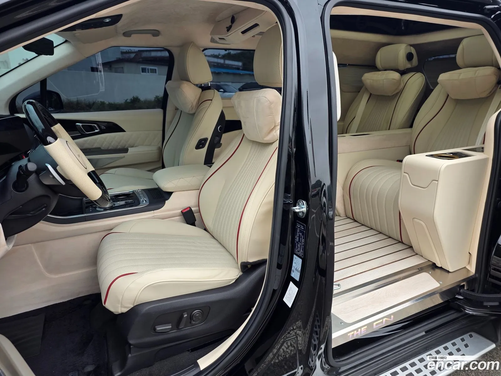 Kia Carnival 2024 — 9