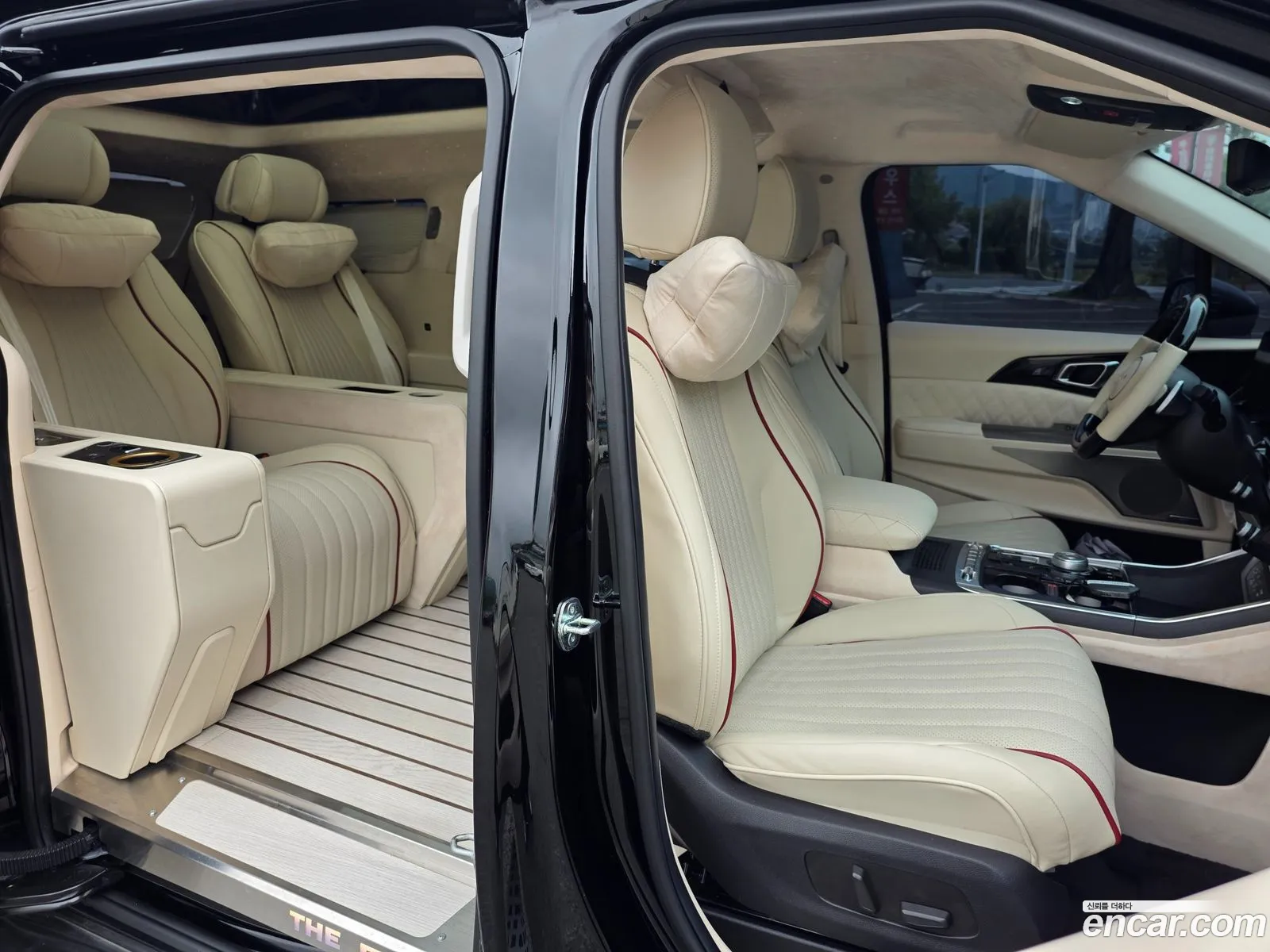 Kia Carnival 2024 — 10