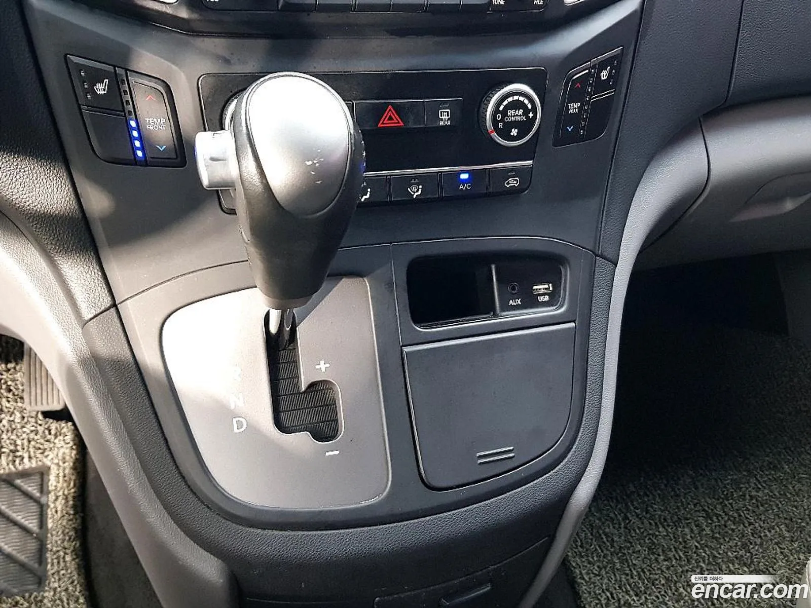 Hyundai Grand Starex 2019 — 11