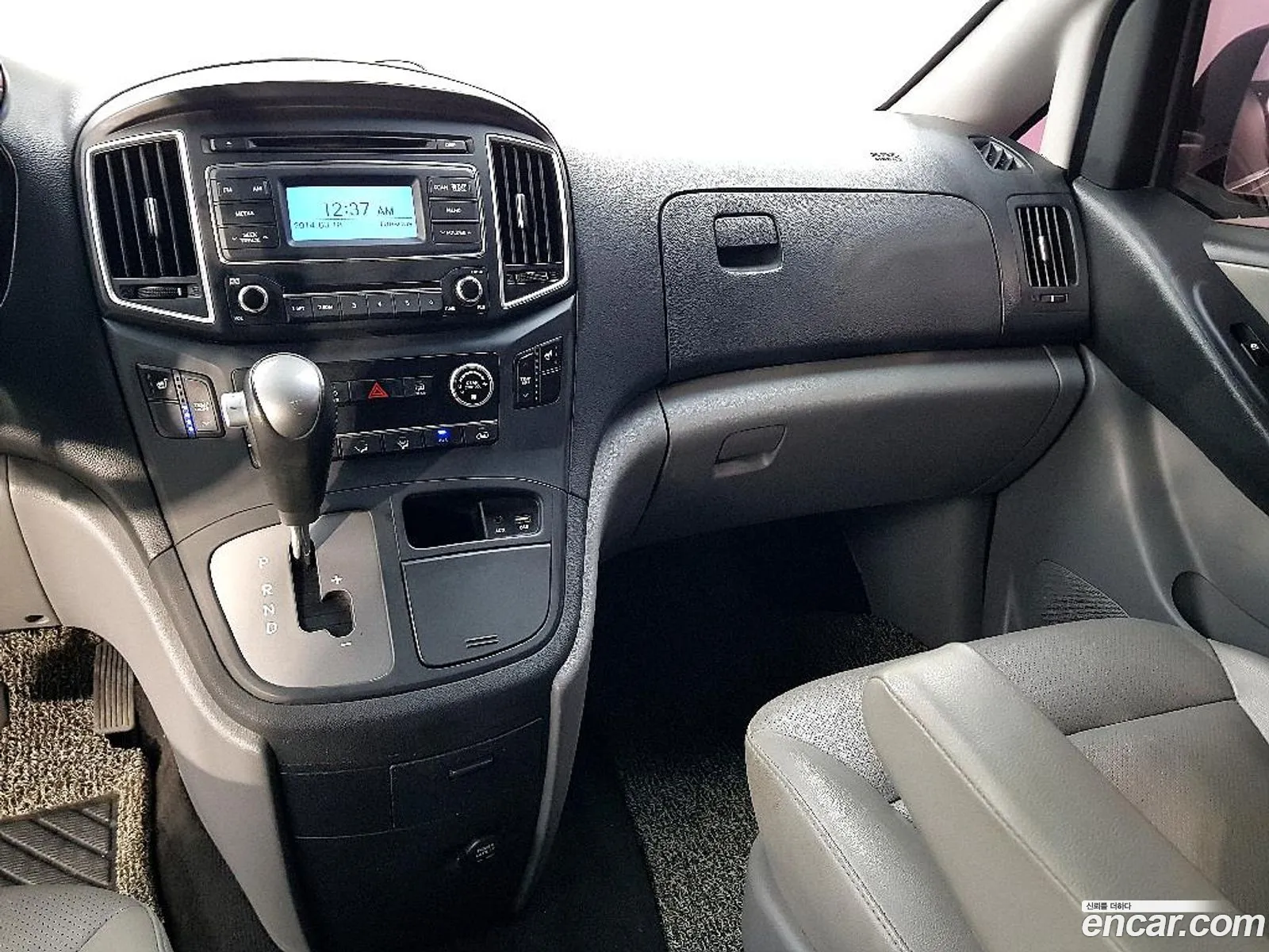 Hyundai Grand Starex 2019 — 12