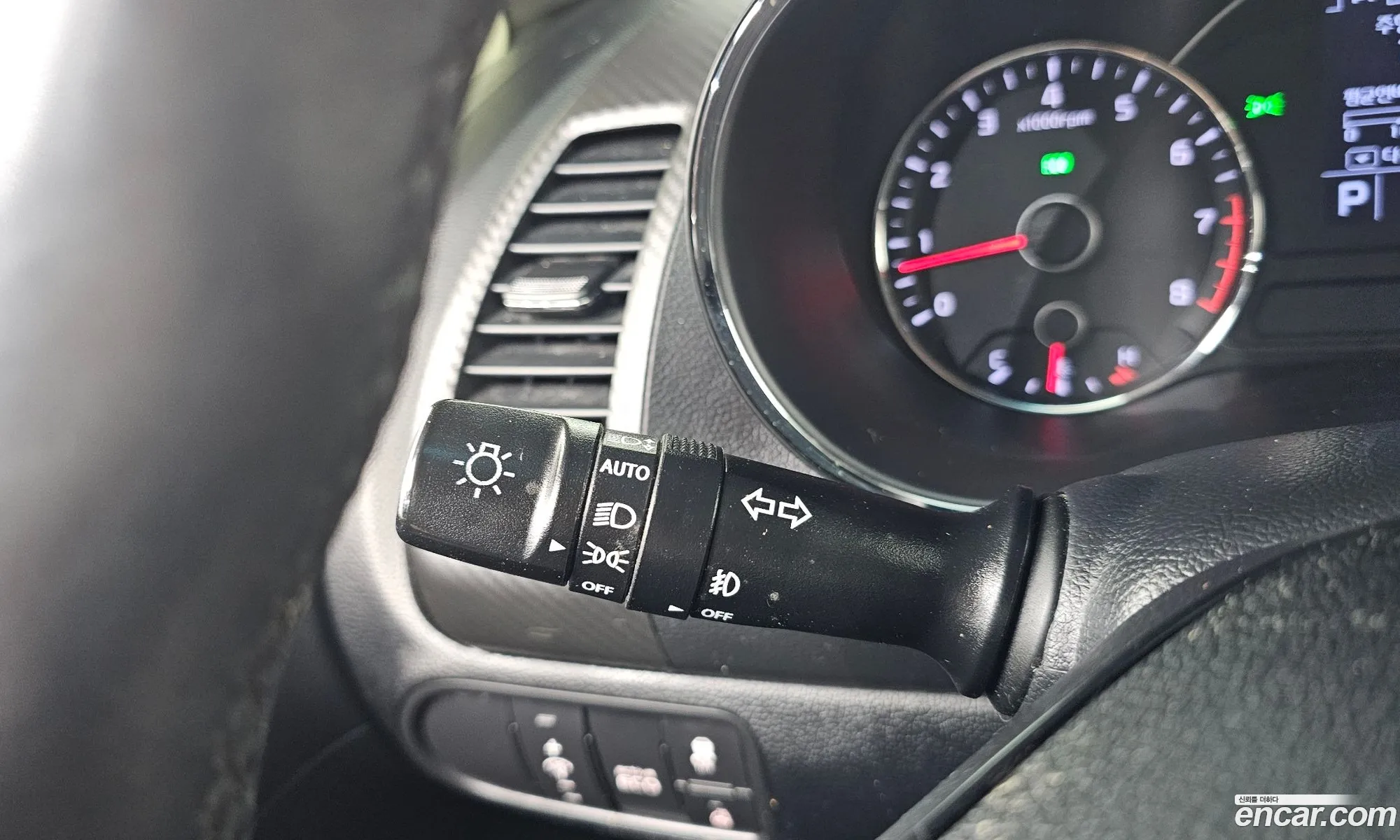 Kia K3 2014 KNAFK412BFA357561 — 8
