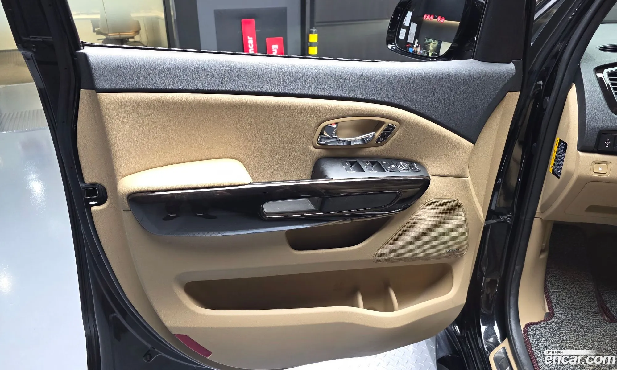 Kia Carnival 2020 — 23