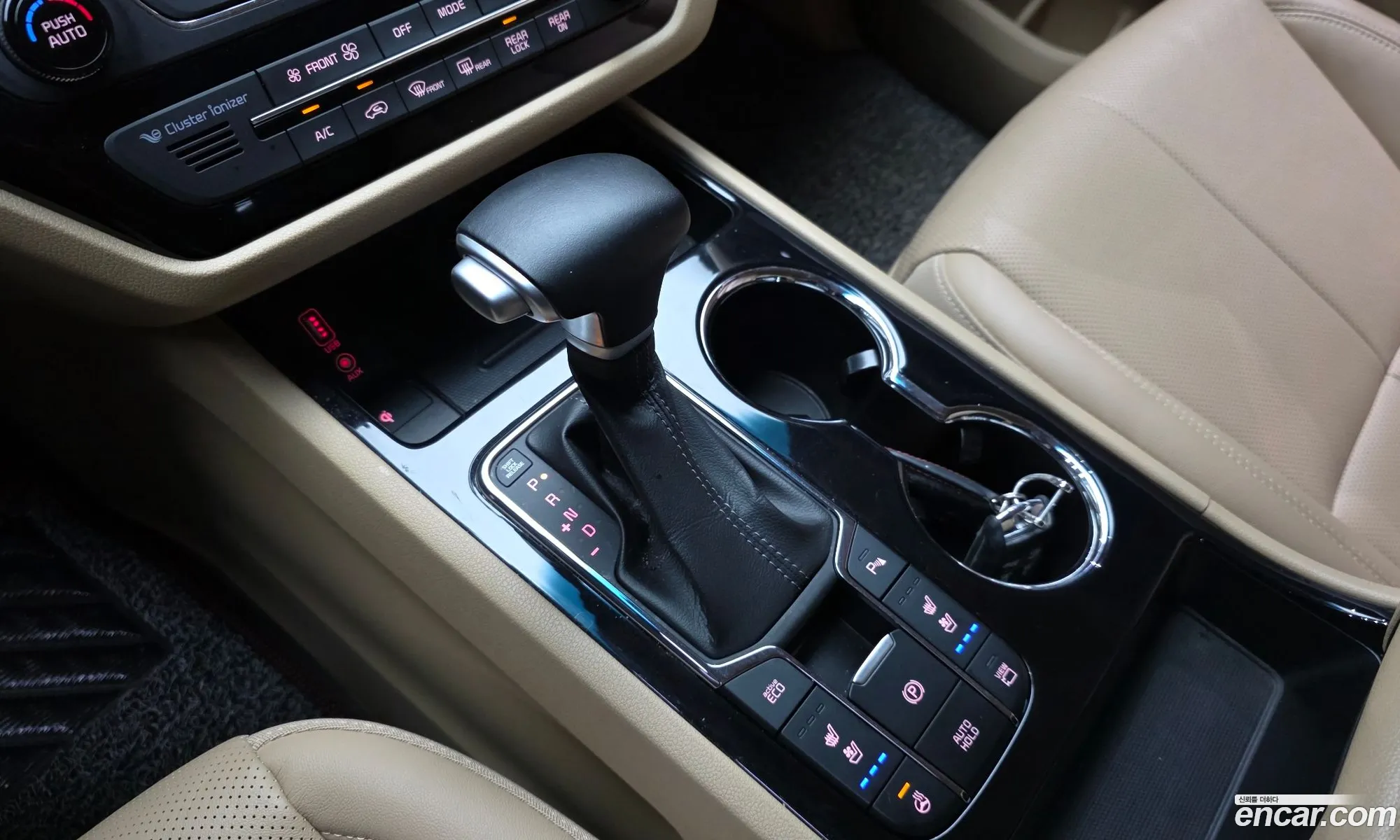Kia Carnival 2020 — 12
