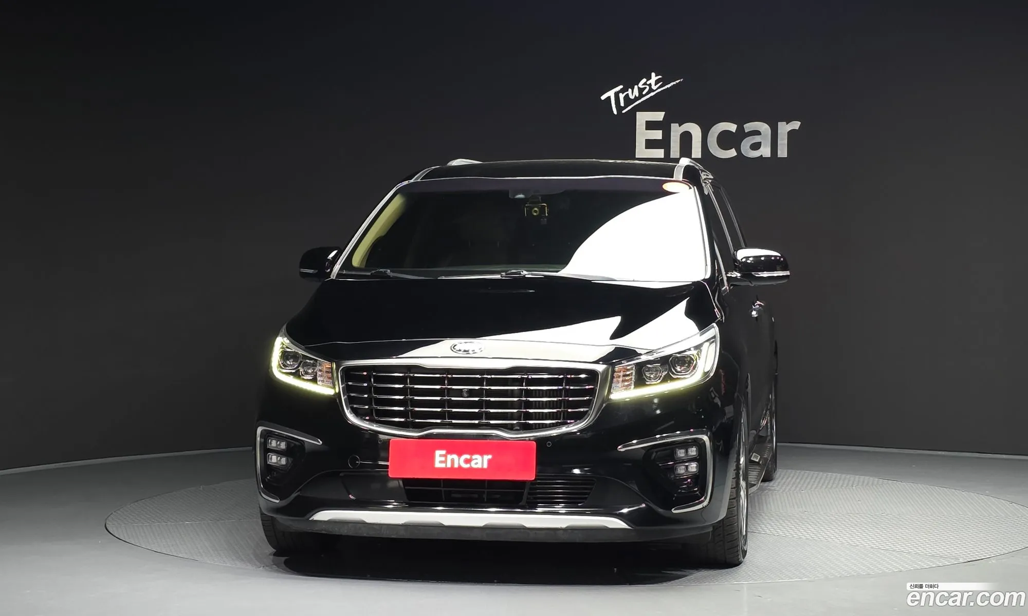 Kia Carnival 2020 — 21