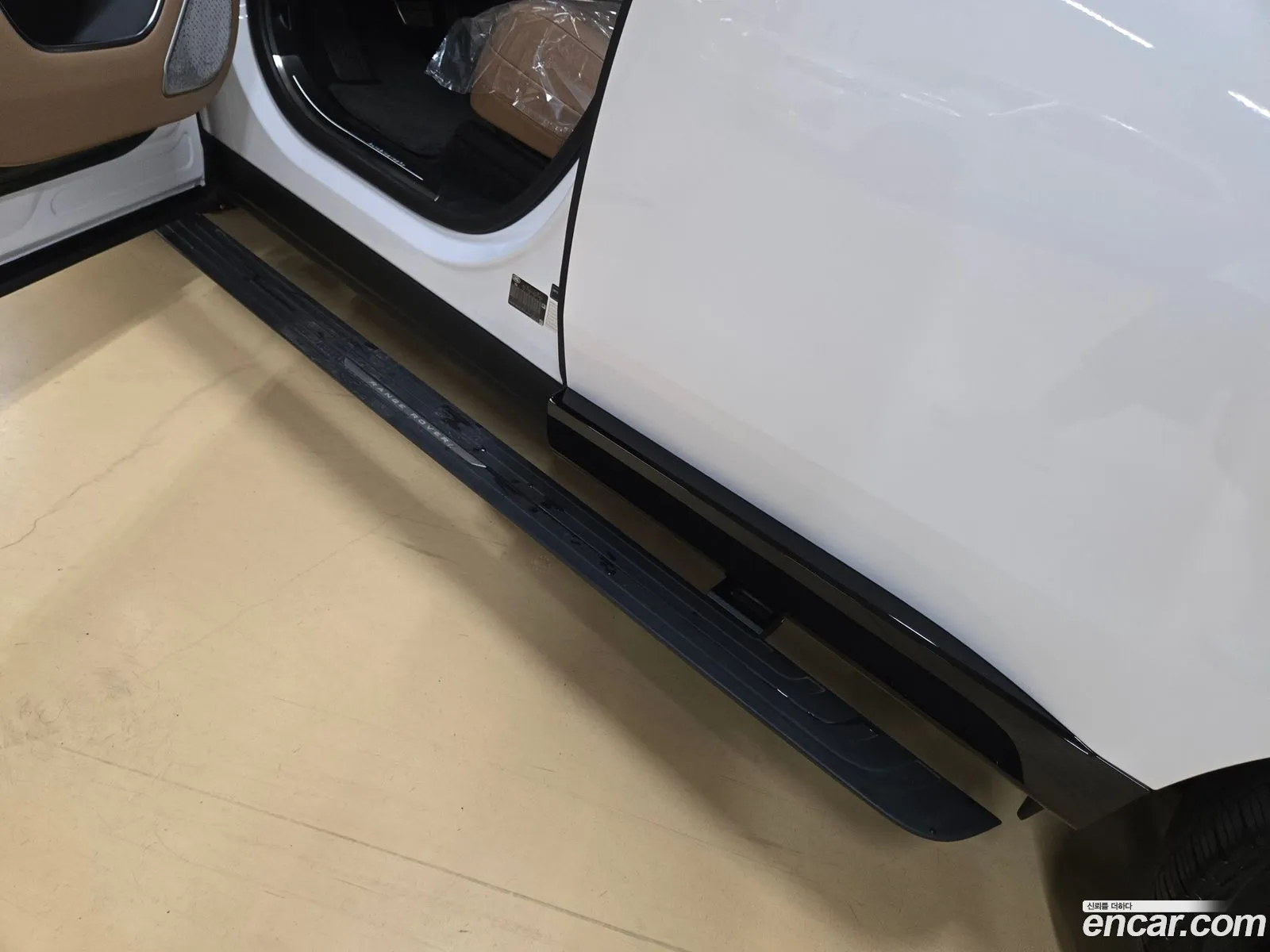 Land Rover Range Rover 2023 — 3
