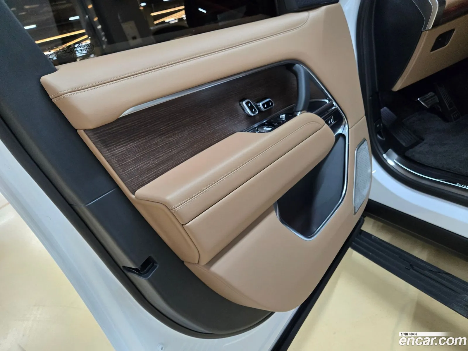 Land Rover Range Rover 2023 — 19