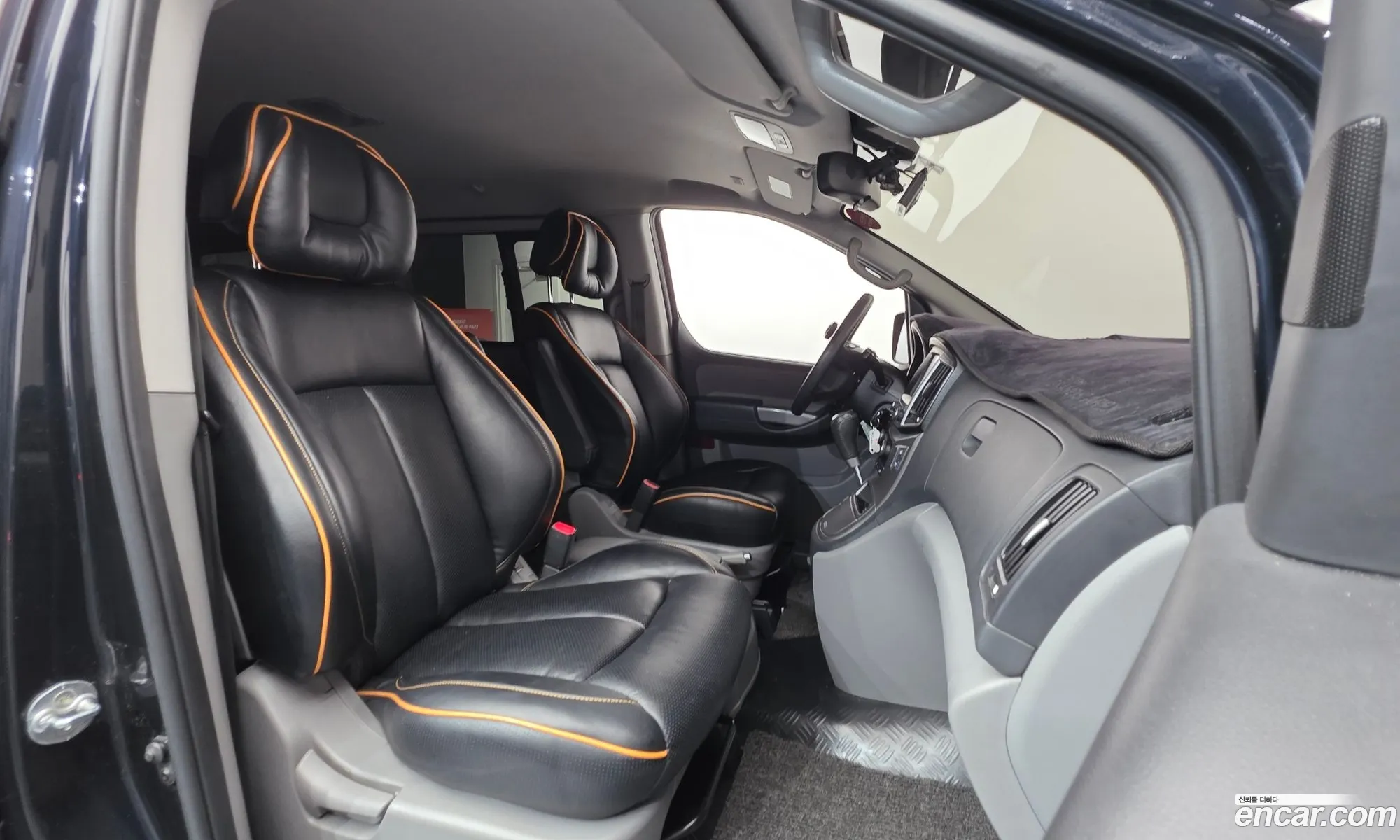Hyundai Grand Starex 2019 — 26