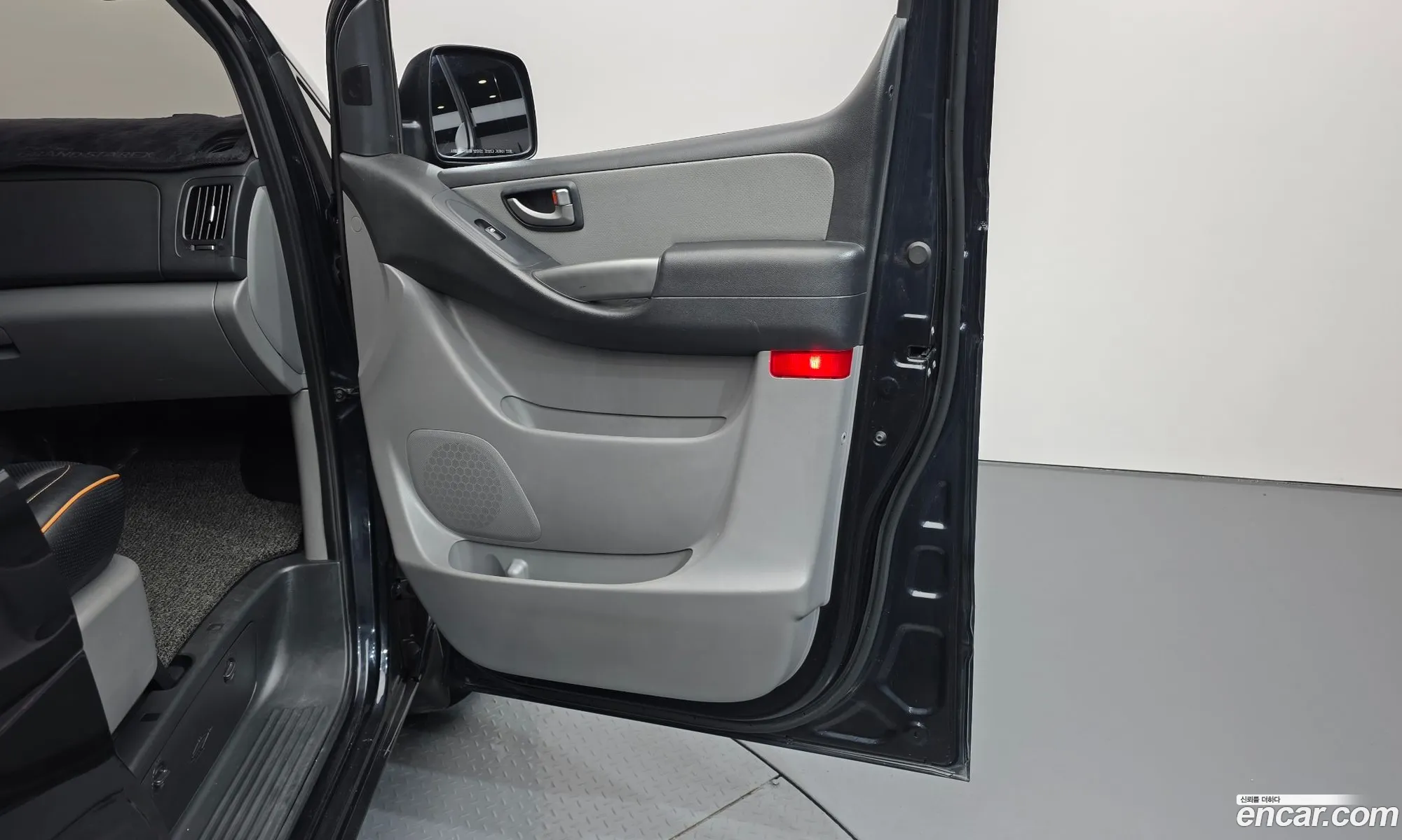 Hyundai Grand Starex 2019 — 12