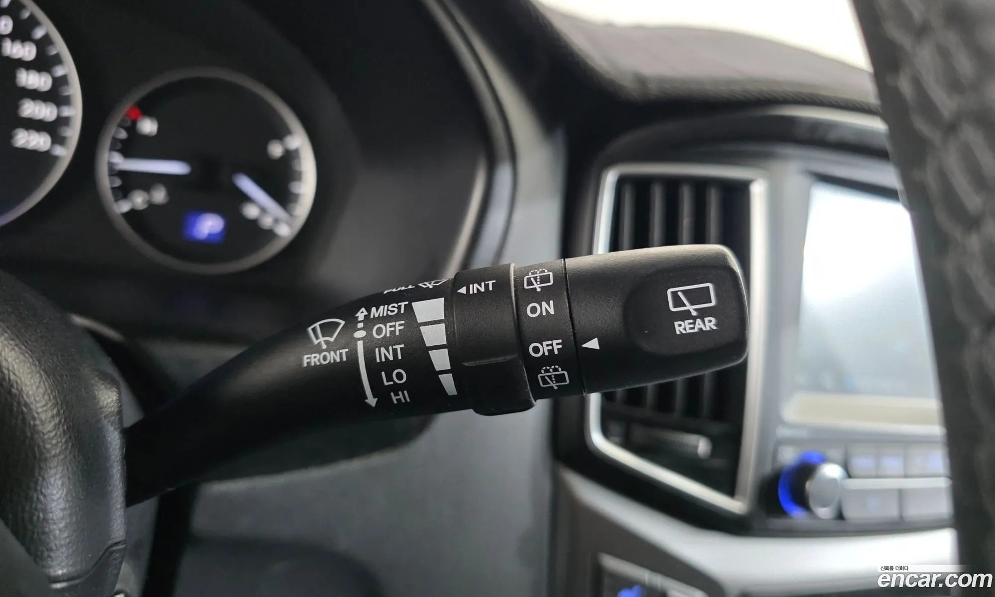 Hyundai Grand Starex 2019 — 25