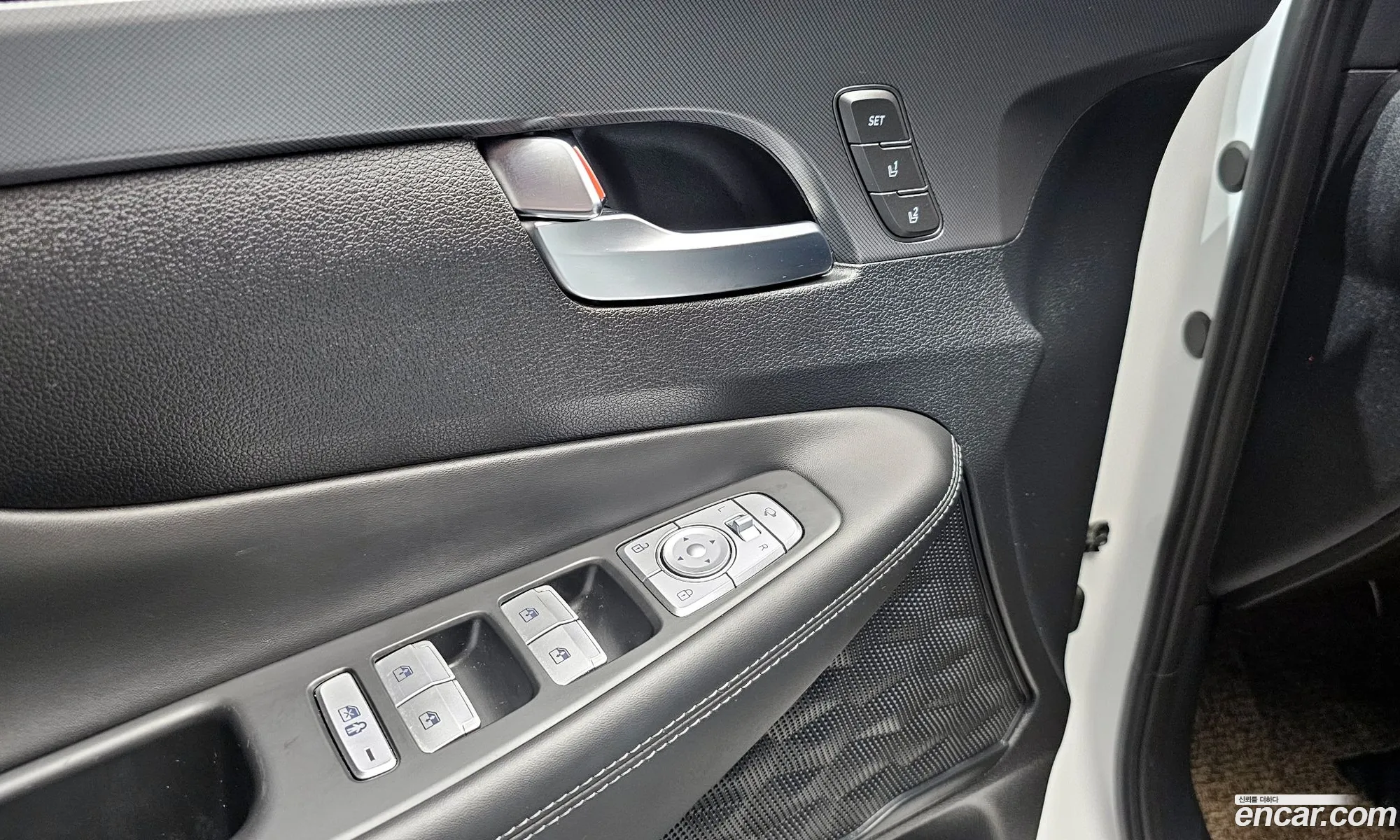 Hyundai Santa Fe 2020 — 28