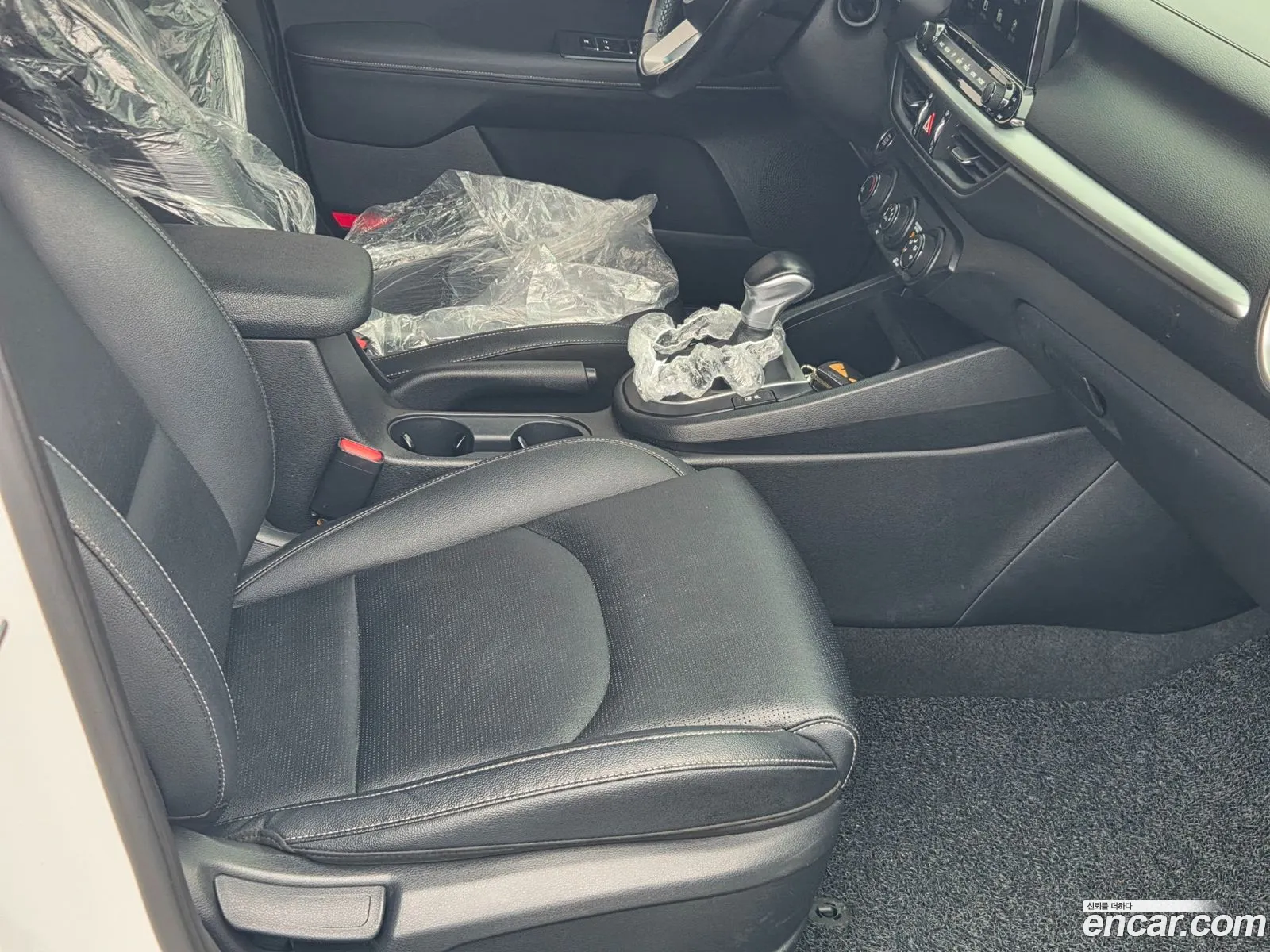 Kia K3 2018 — 16