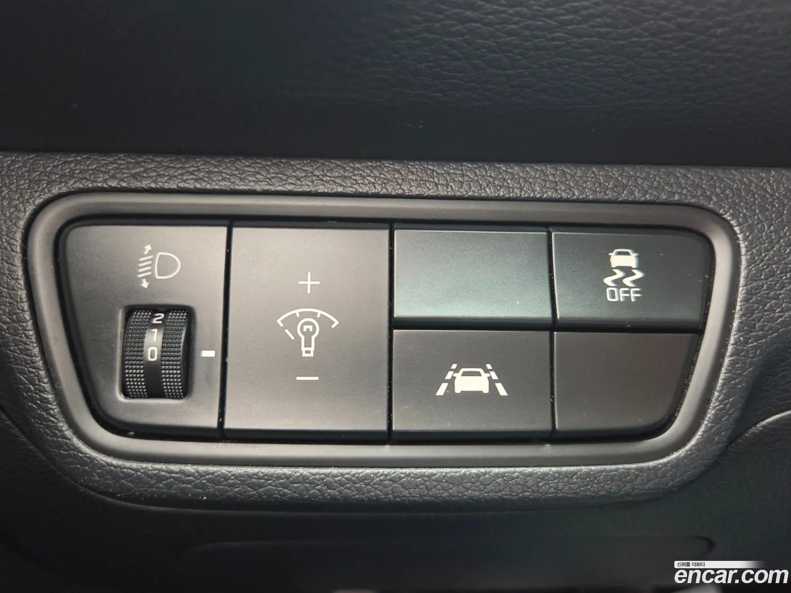 Kia K3 2018 — 15