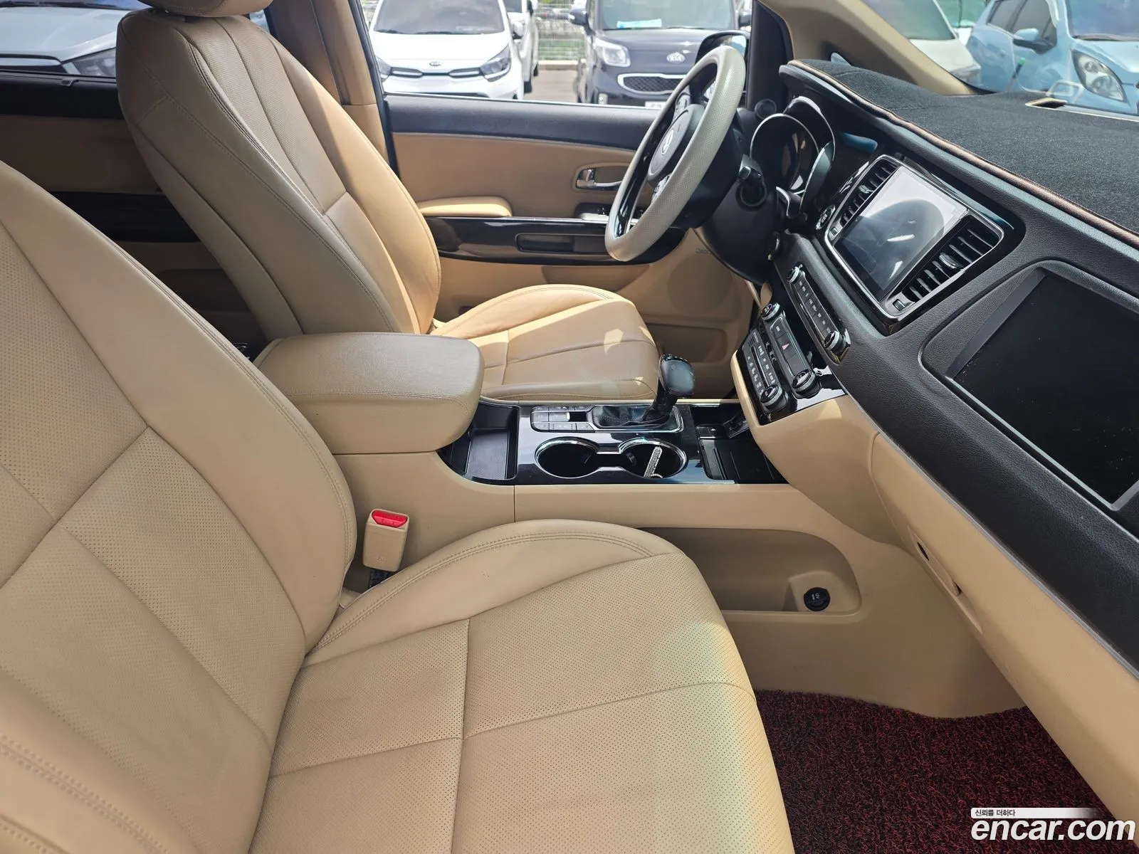 Kia Carnival 2019 — 3
