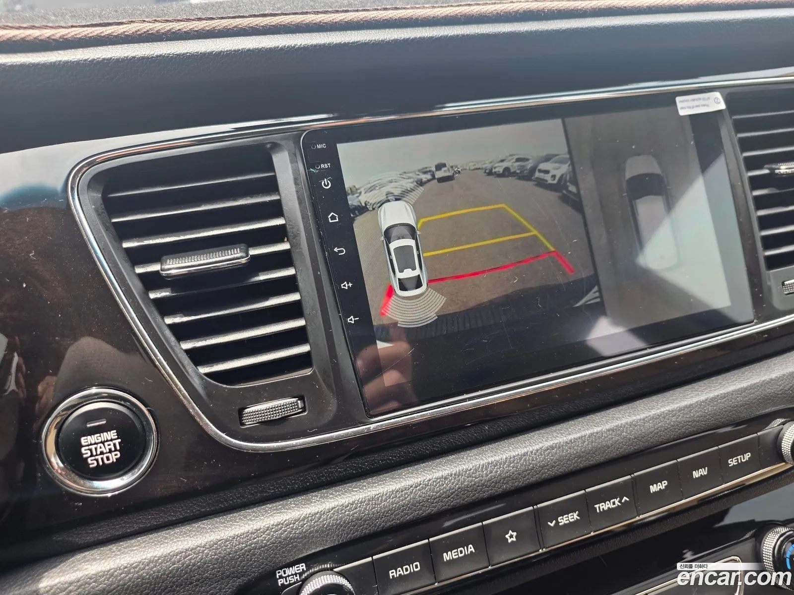 Kia Carnival 2019 — 12