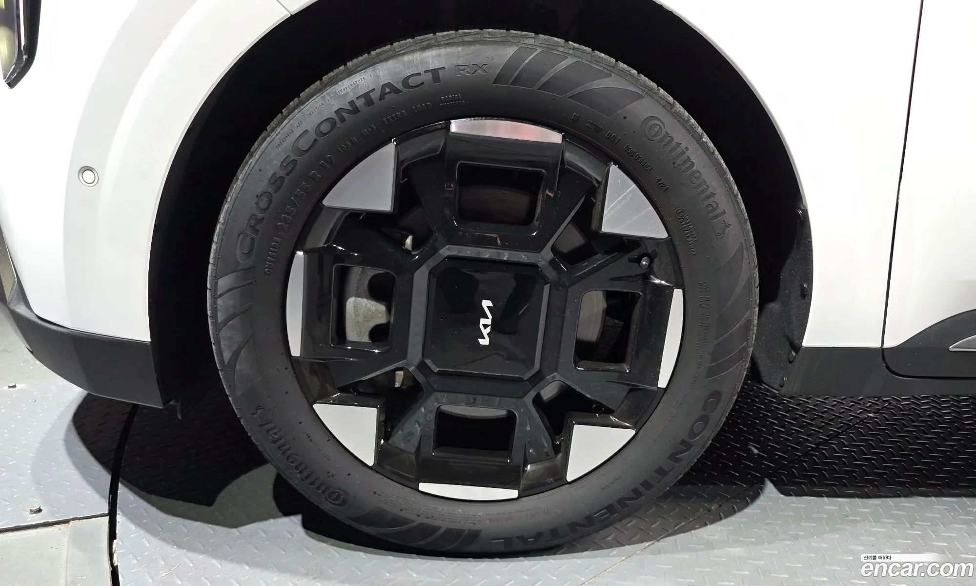 Kia Carnival 2025 KNANE81BBSS533054 — 19