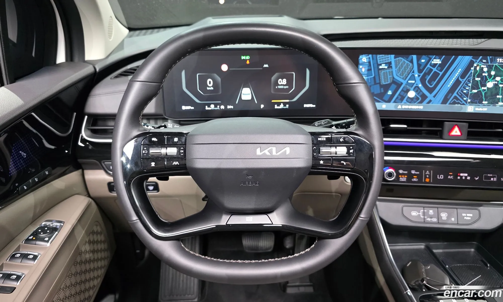 Kia Carnival 2025 KNANE81BBSS533054 — 18