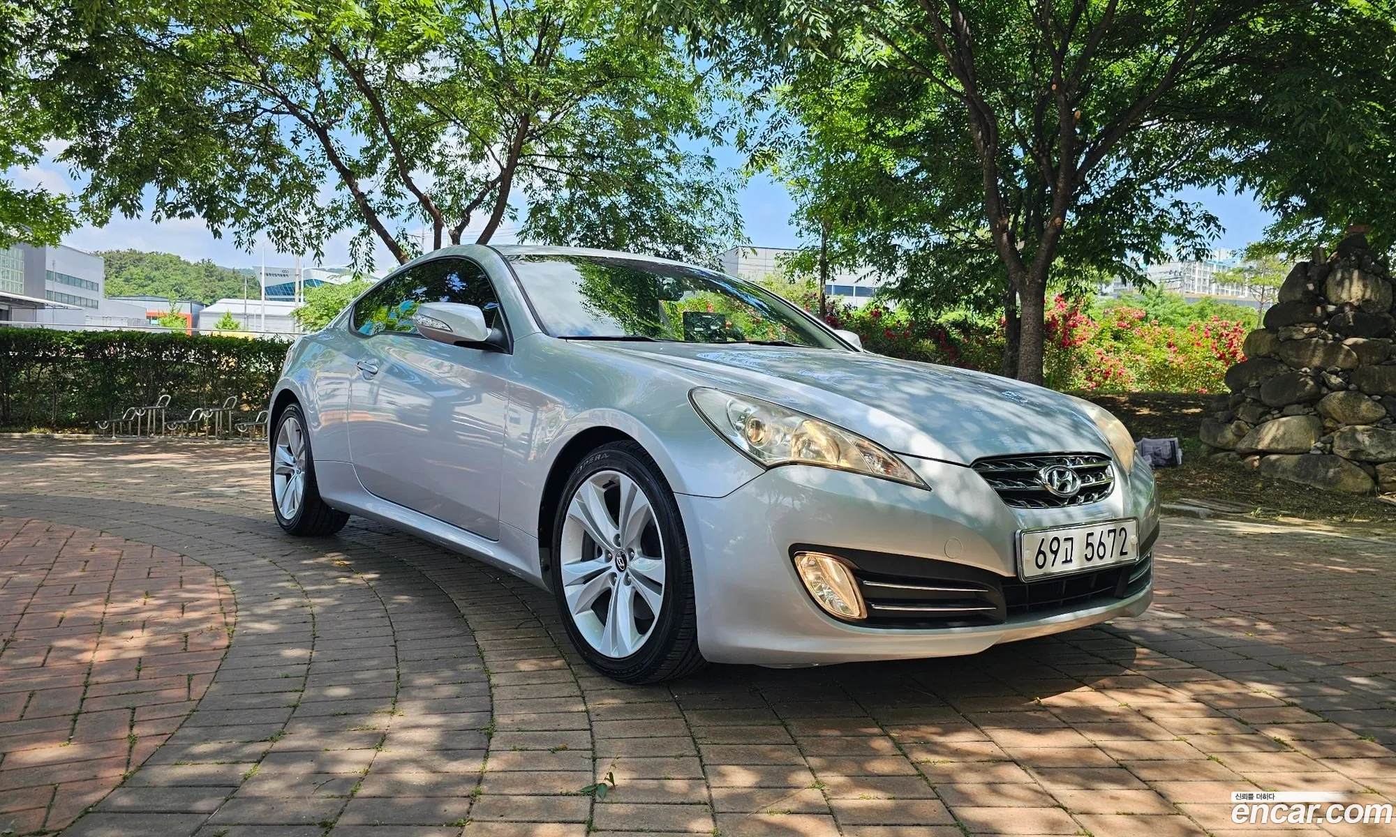 Hyundai Genesis Coupe