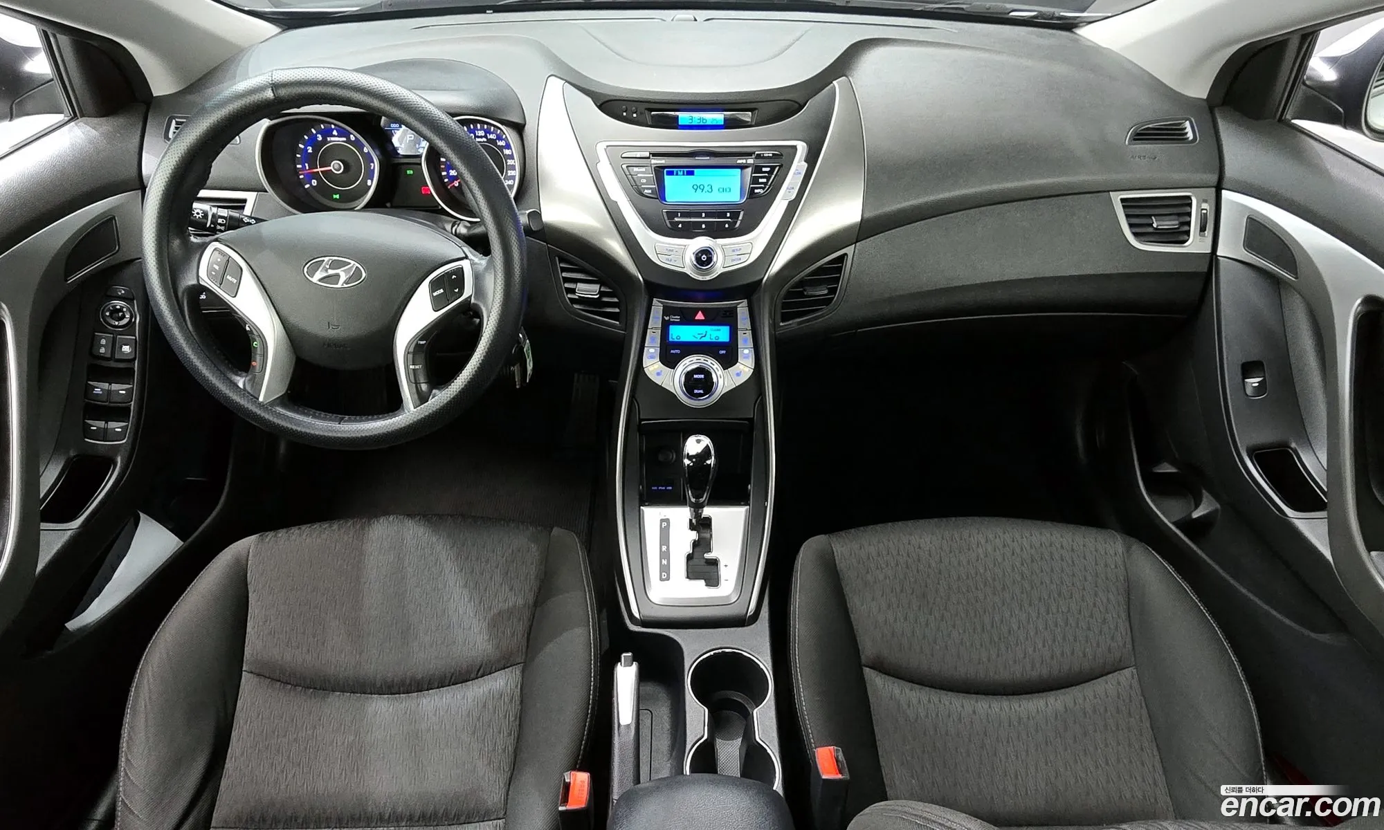 Hyundai Elantra MD 2012 — 30