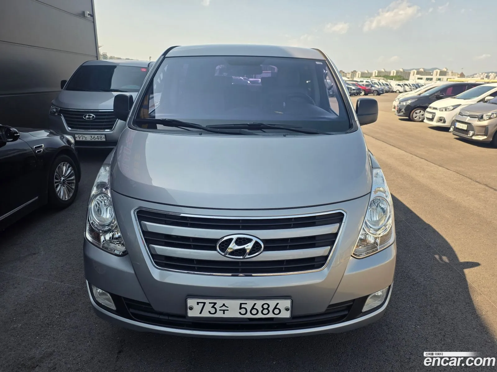Hyundai Grand Starex 2016 — 18