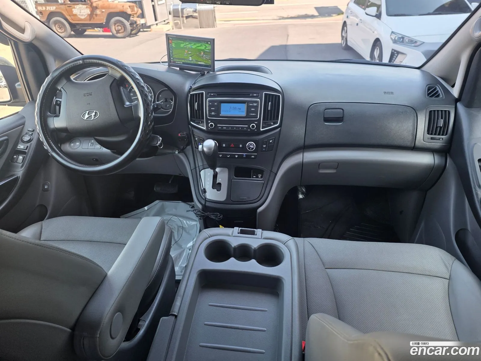 Hyundai Grand Starex 2016 — 11