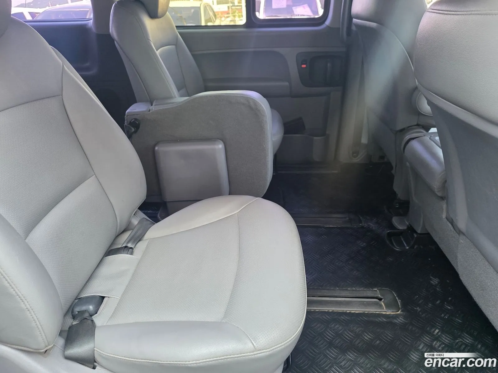 Hyundai Grand Starex 2016 — 2