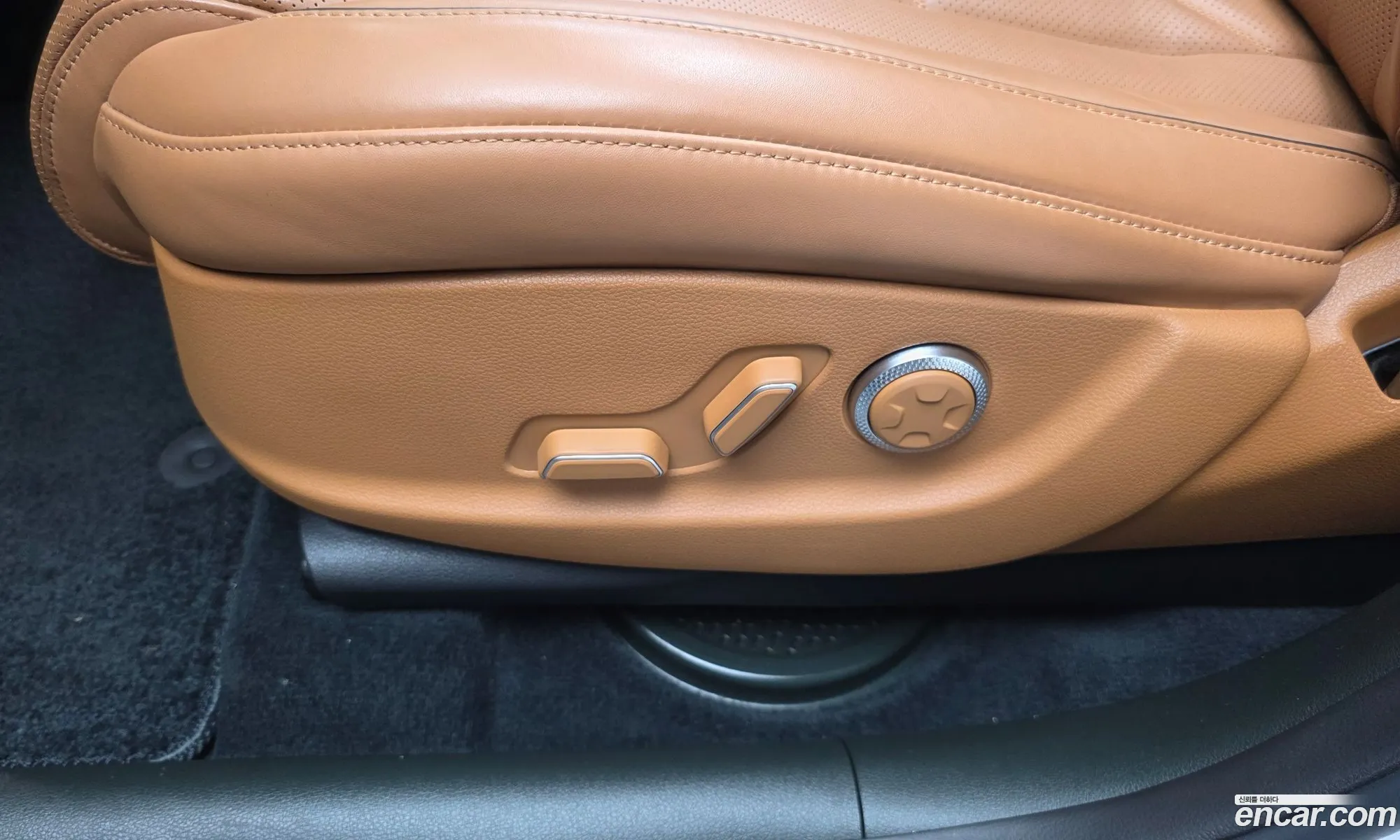 Genesis GV80 2024 KMTHA81BDRU196433 — 33