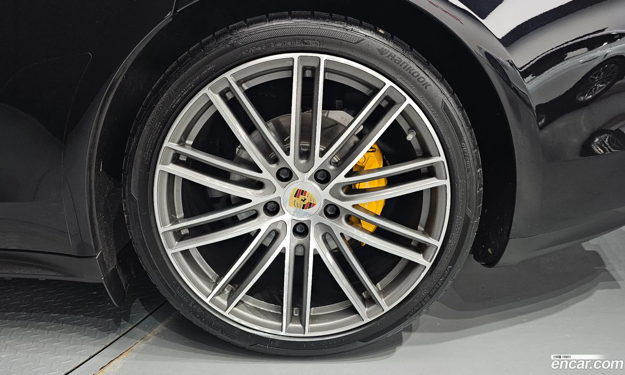 Porsche Panamera 2018 WP0AA2970JL114321 — 16