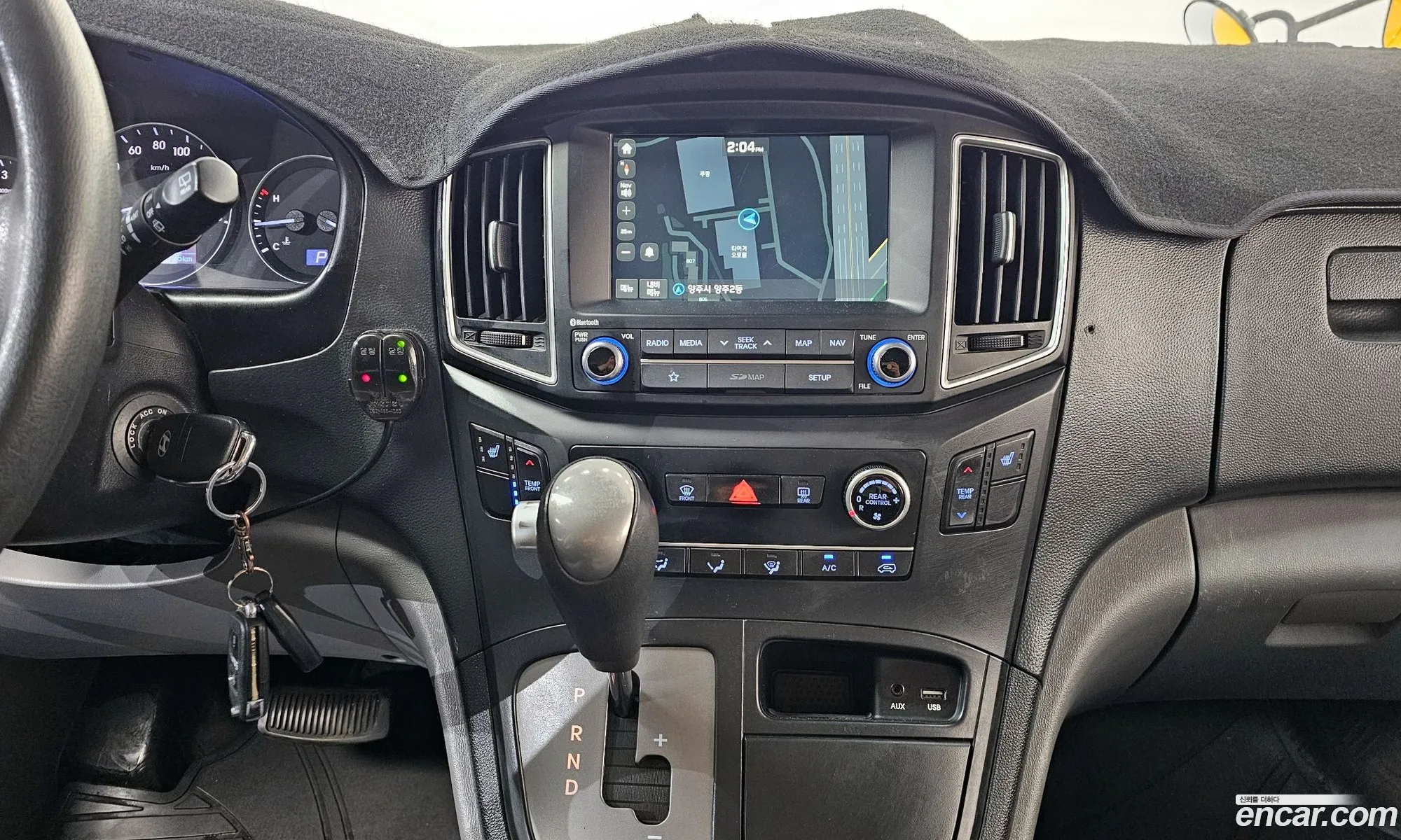 Hyundai Grand Starex 2018 — 14